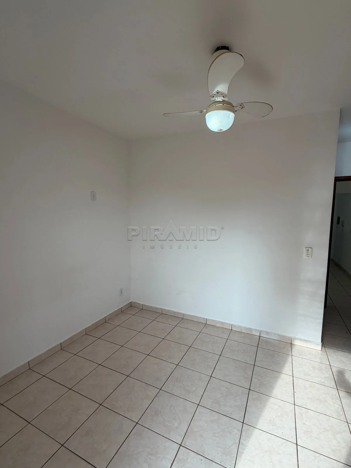 Alugar Apartamento / Padr&atilde;o em Ribeir&atilde;o Preto R$ 1.500,00 - Foto 15
