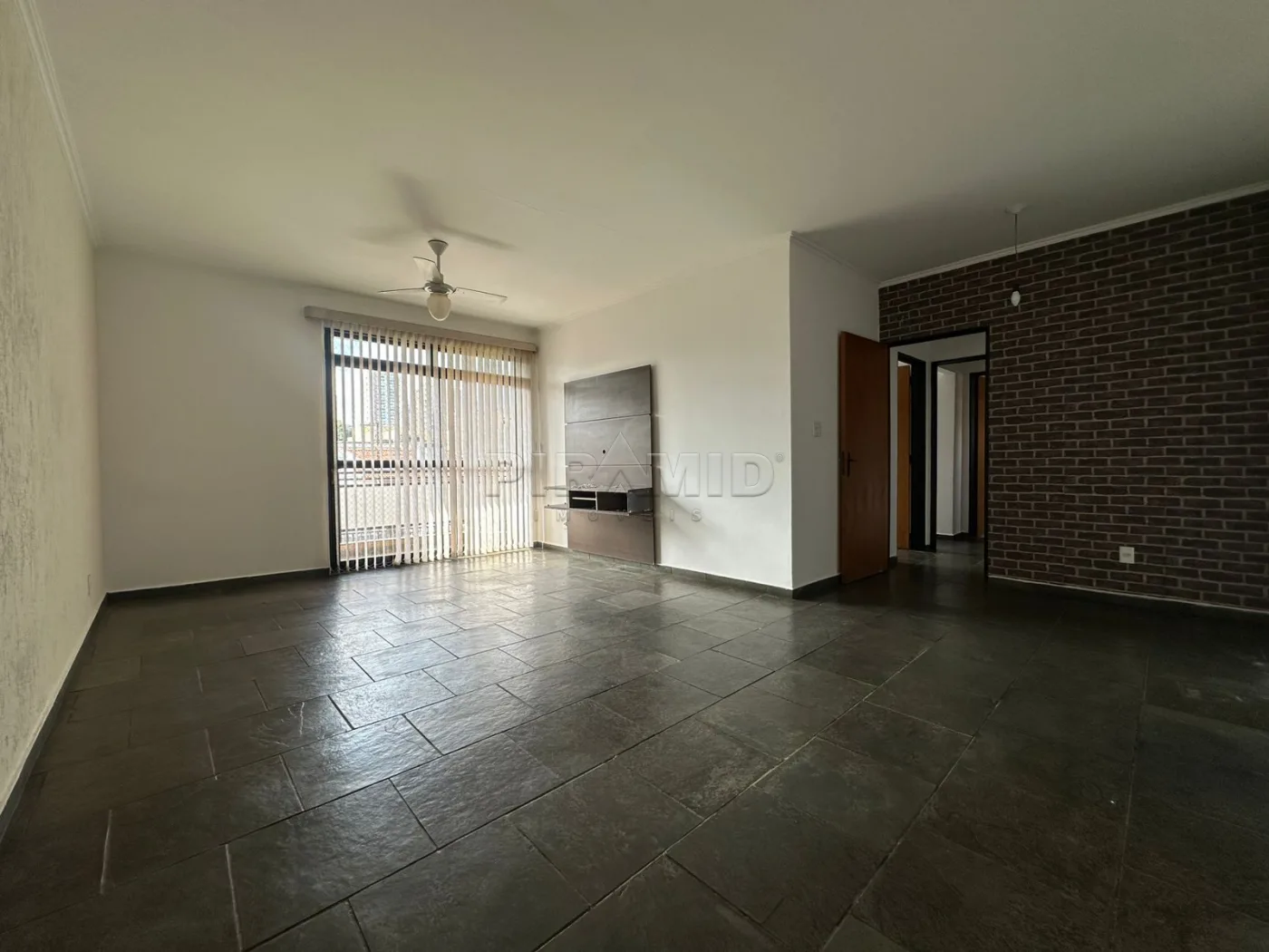 Alugar Apartamento / Padr&atilde;o em Ribeir&atilde;o Preto R$ 2.800,00 - Foto 1
