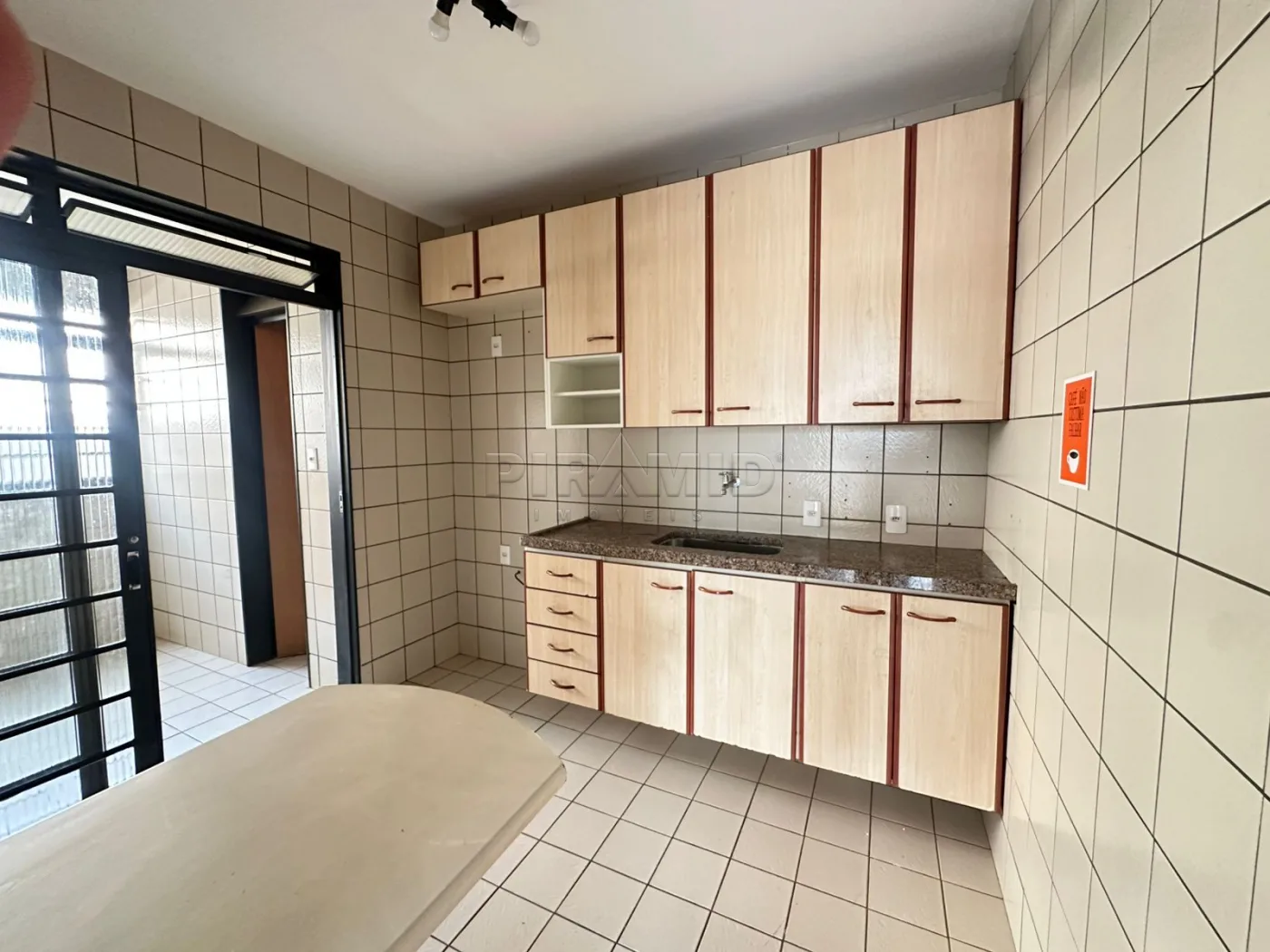 Alugar Apartamento / Padr&atilde;o em Ribeir&atilde;o Preto R$ 2.800,00 - Foto 11