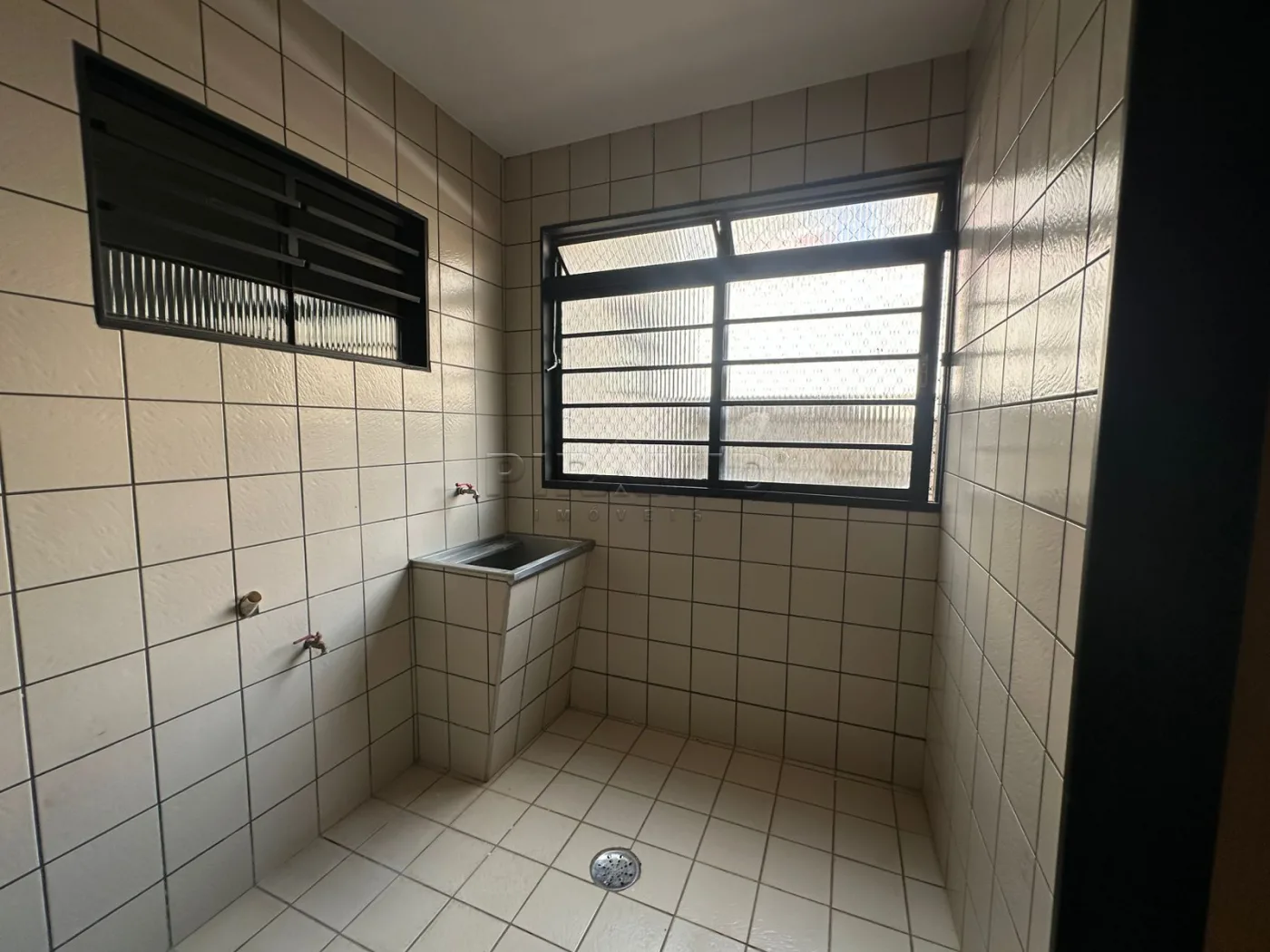 Alugar Apartamento / Padr&atilde;o em Ribeir&atilde;o Preto R$ 2.800,00 - Foto 12