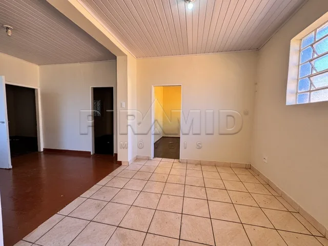 Alugar Casa / Padr&atilde;o em Ribeir&atilde;o Preto R$ 1.000,00 - Foto 2