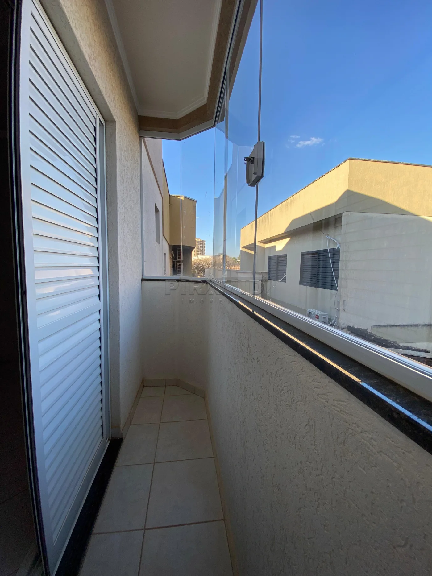 Alugar Apartamento / Padr&atilde;o em Ribeir&atilde;o Preto R$ 1.600,00 - Foto 7