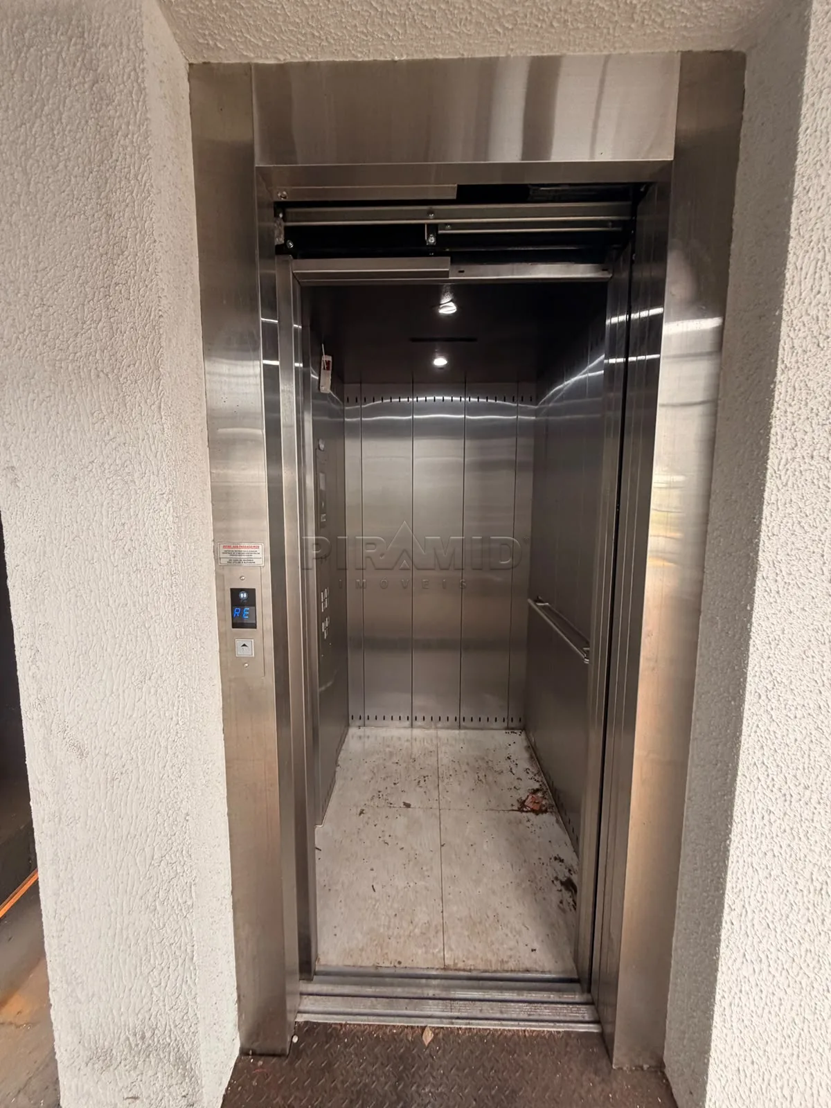 Alugar Comercial / Pr&eacute;dio em Ribeir&atilde;o Preto R$ 50.000,00 - Foto 4