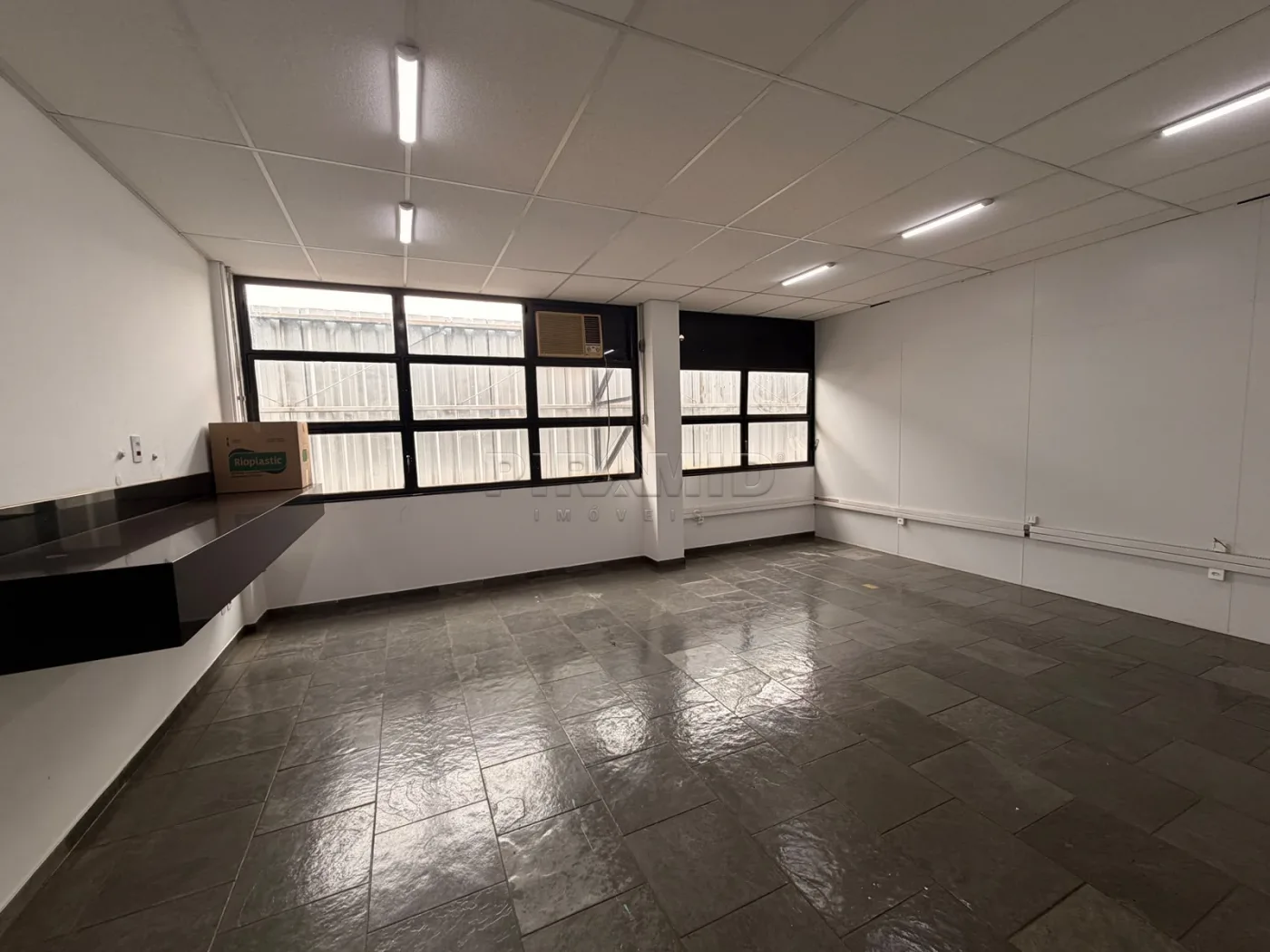 Alugar Comercial / Pr&eacute;dio em Ribeir&atilde;o Preto R$ 50.000,00 - Foto 8