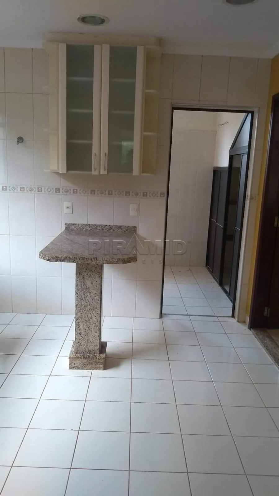 Alugar Casa / Condom&iacute;nio em Bonfim Paulista R$ 3.100,00 - Foto 4