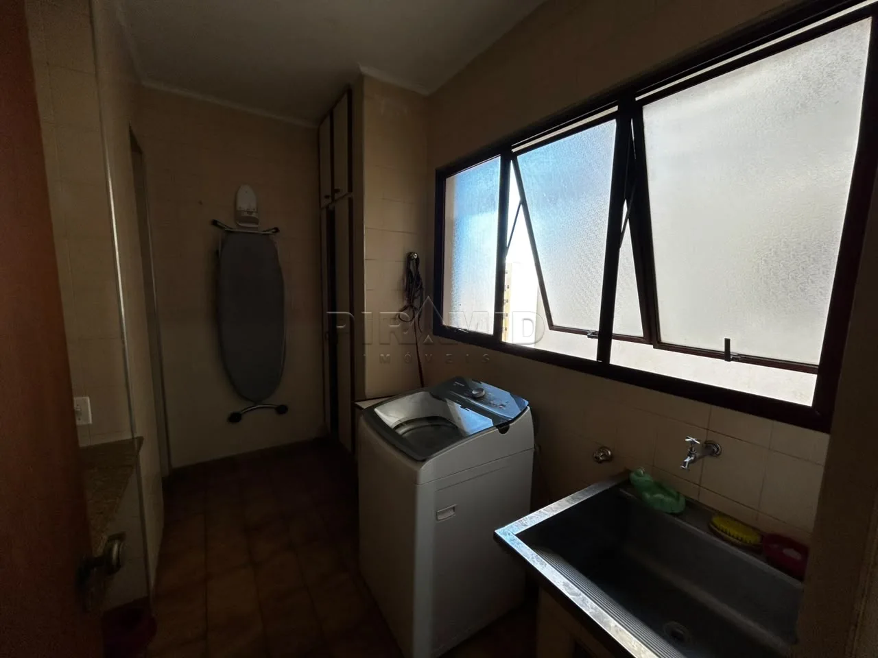 Alugar Apartamento / Padr&atilde;o em Ribeir&atilde;o Preto R$ 2.700,00 - Foto 19