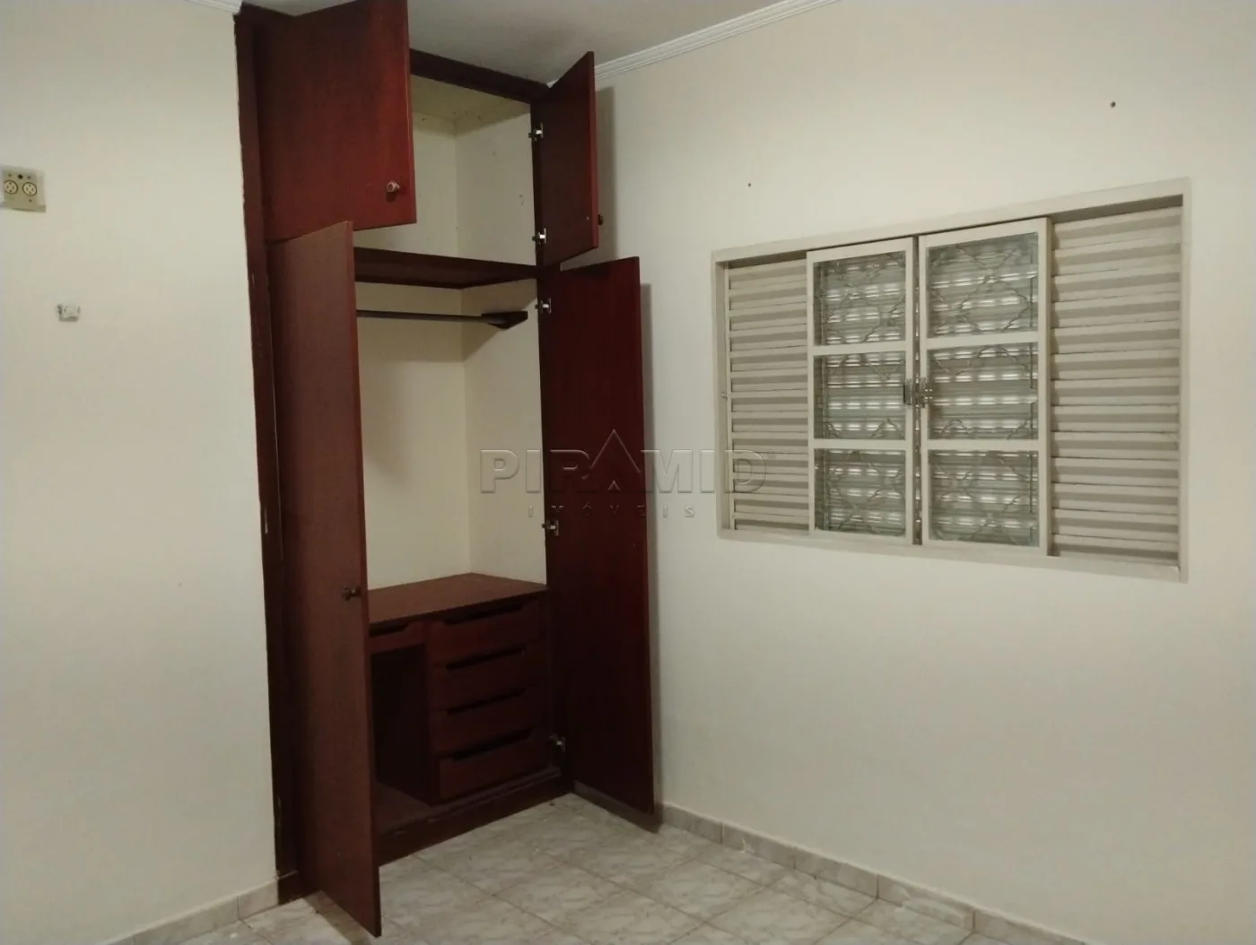 Alugar Casa / Padr&atilde;o em Ribeir&atilde;o Preto R$ 2.300,00 - Foto 10