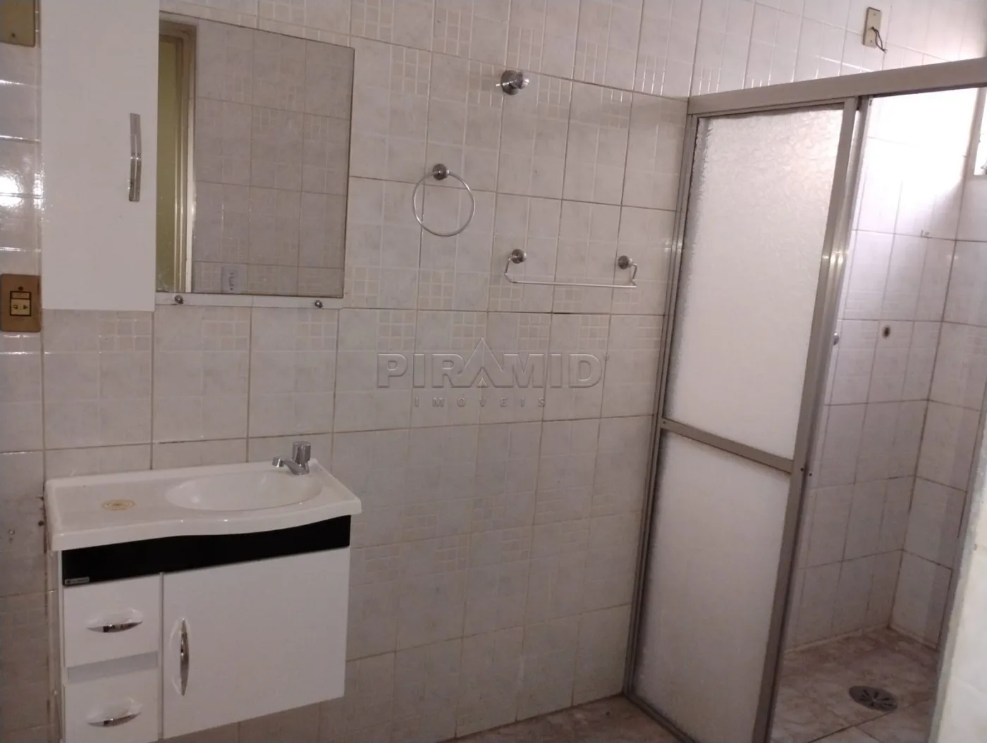 Alugar Casa / Padr&atilde;o em Ribeir&atilde;o Preto R$ 2.300,00 - Foto 11