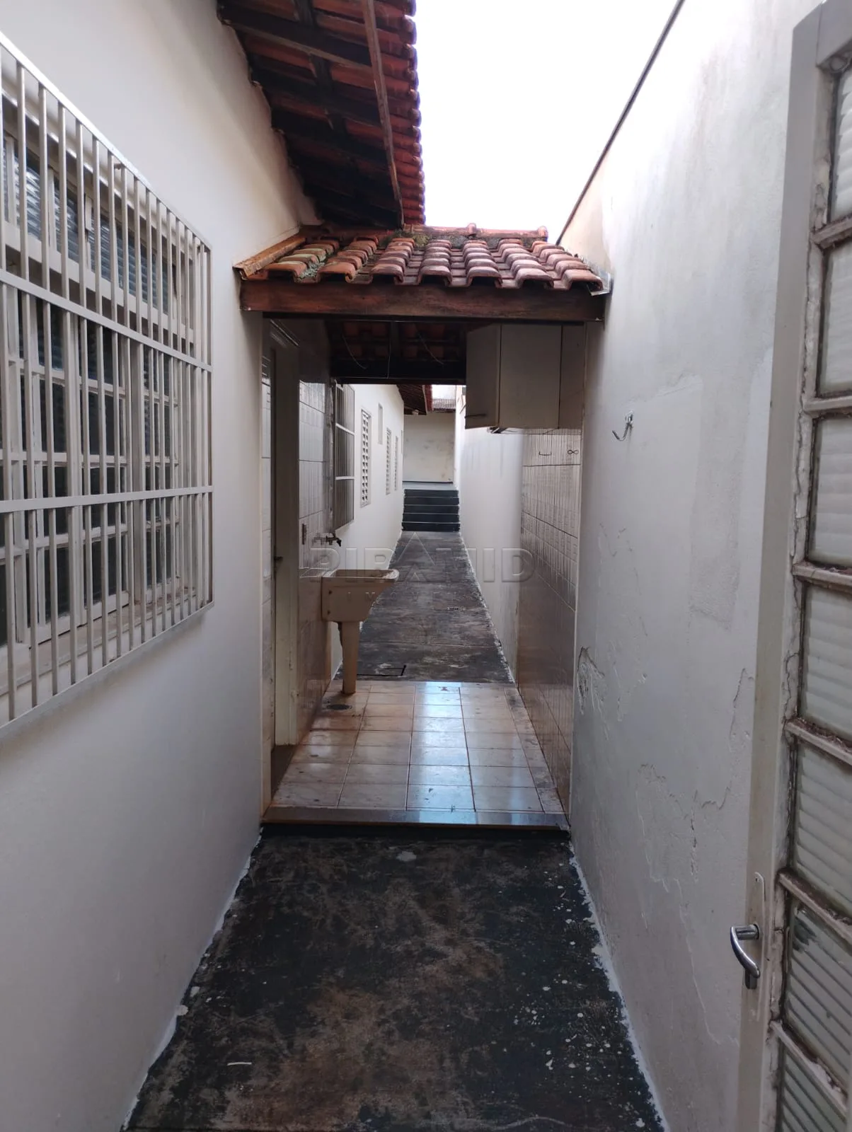 Alugar Casa / Padr&atilde;o em Ribeir&atilde;o Preto R$ 2.300,00 - Foto 13
