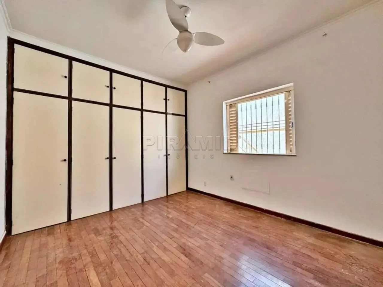 Alugar Casa / Padr&atilde;o em Ribeir&atilde;o Preto R$ 4.500,00 - Foto 10