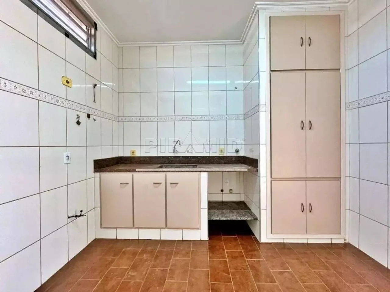 Alugar Casa / Padr&atilde;o em Ribeir&atilde;o Preto R$ 4.500,00 - Foto 13