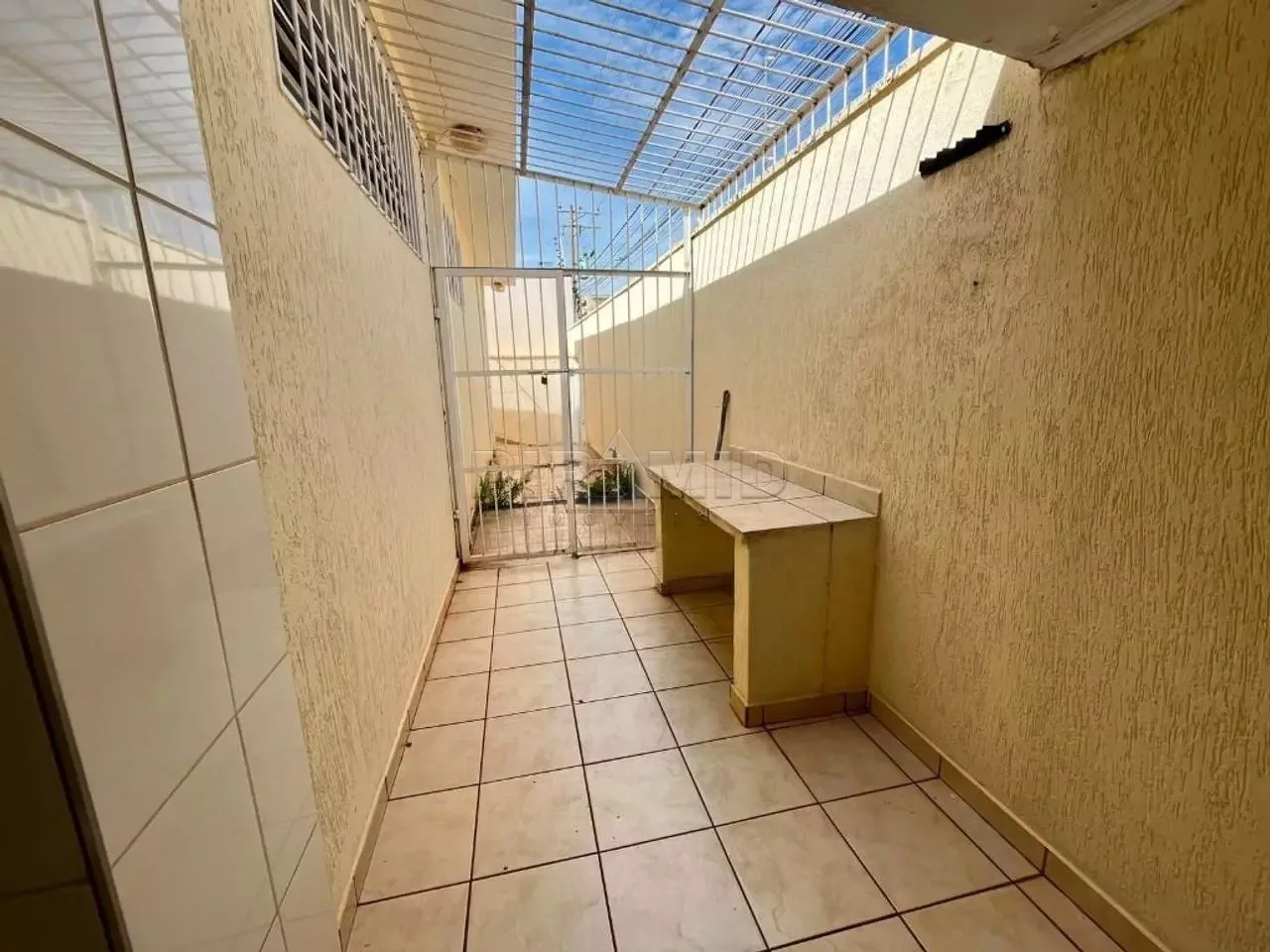 Alugar Casa / Padr&atilde;o em Ribeir&atilde;o Preto R$ 4.500,00 - Foto 18