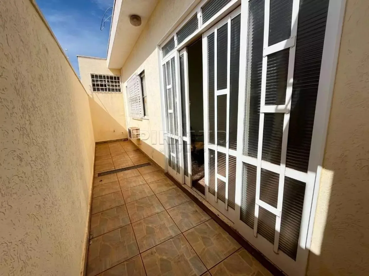 Alugar Casa / Padr&atilde;o em Ribeir&atilde;o Preto R$ 4.500,00 - Foto 19