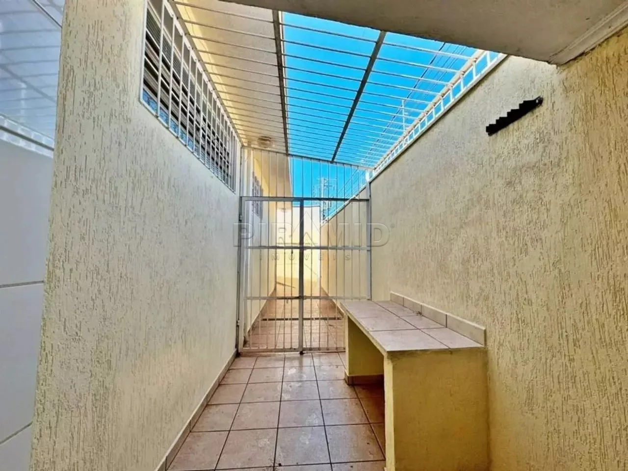 Alugar Casa / Padr&atilde;o em Ribeir&atilde;o Preto R$ 4.500,00 - Foto 22