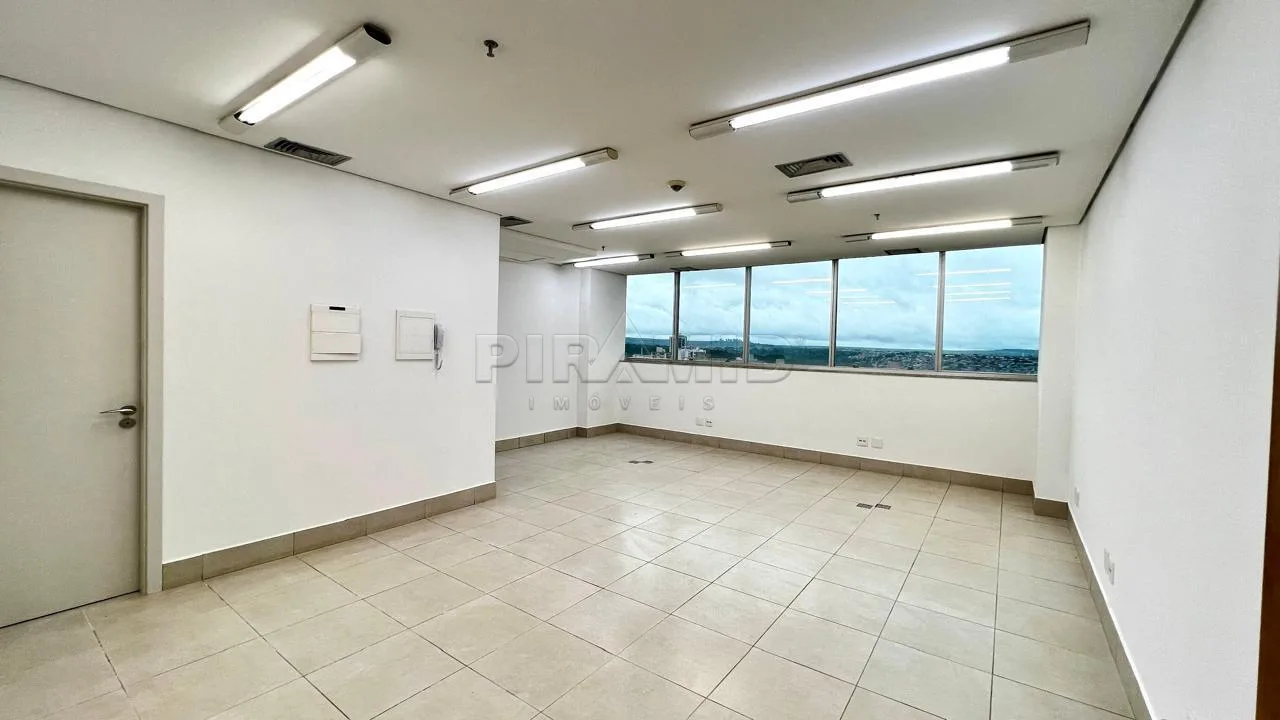 Alugar Comercial / Sala em Ribeir&atilde;o Preto R$ 3.200,00 - Foto 3