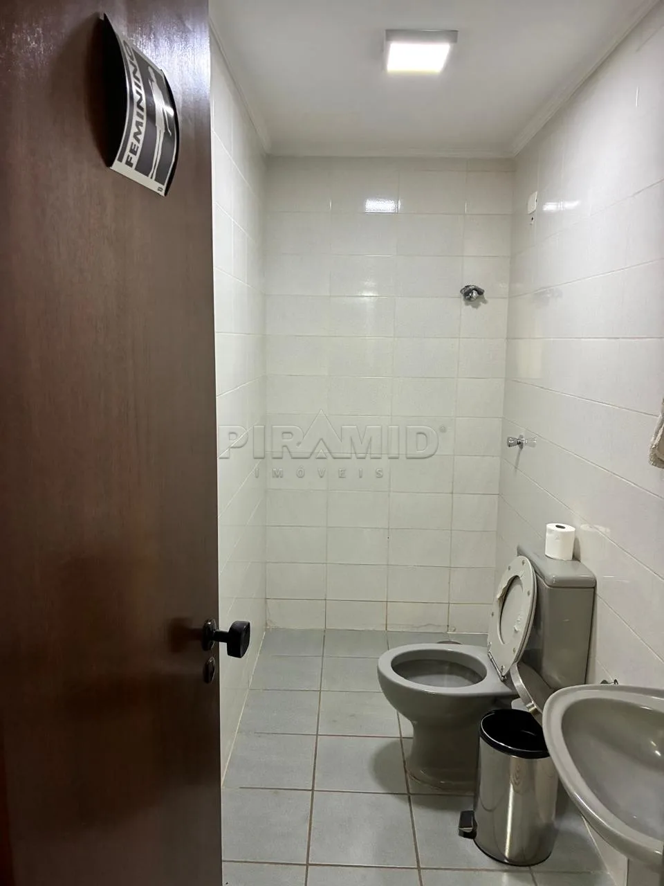 Alugar Comercial / Sala em Ribeir&atilde;o Preto R$ 4.000,00 - Foto 11