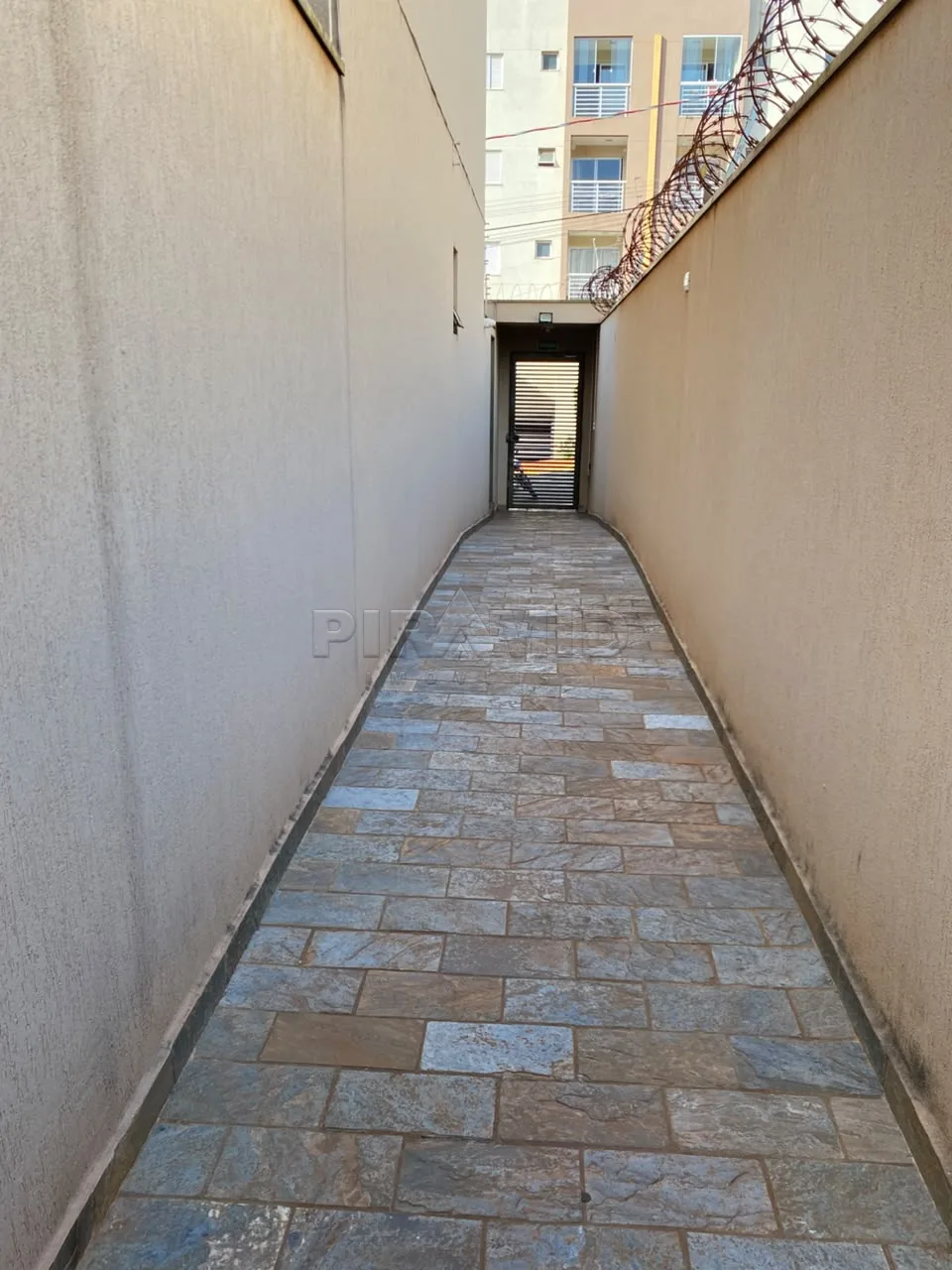 Comprar Apartamento / Padr&atilde;o em Ribeir&atilde;o Preto R$ 235.000,00 - Foto 7