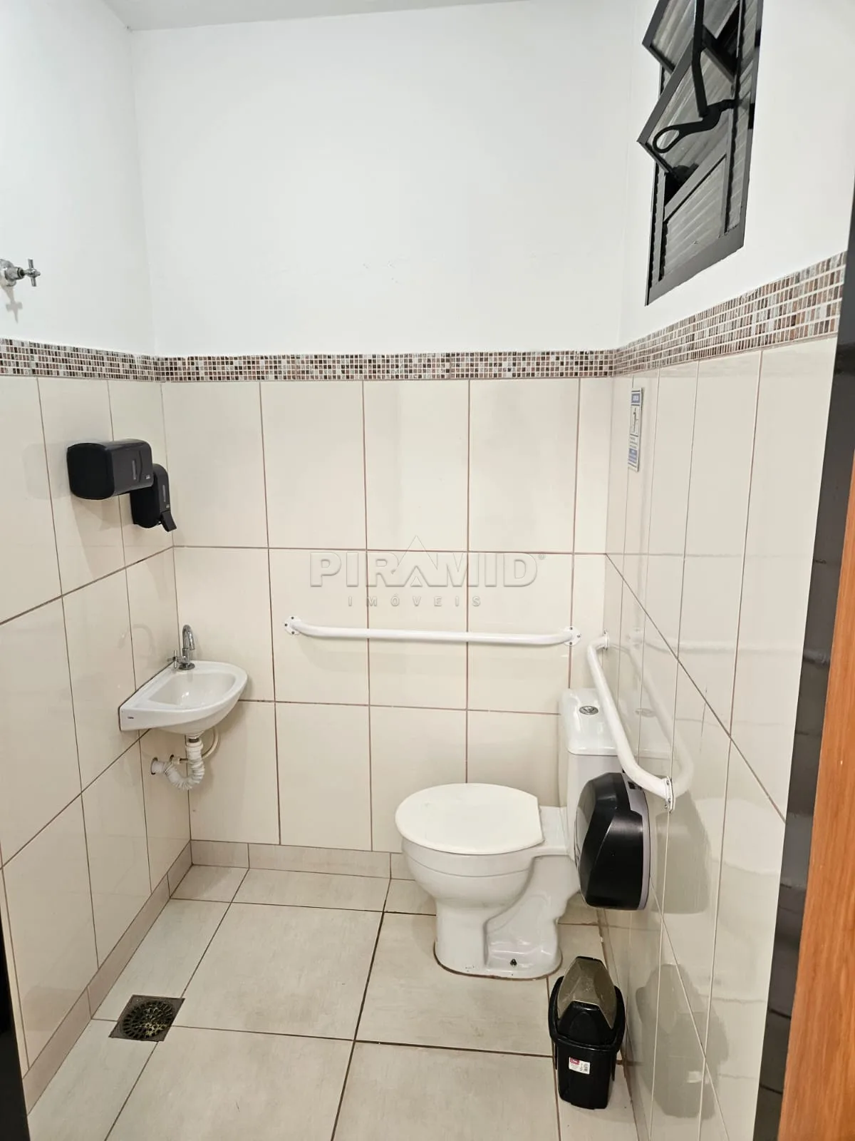 Alugar Comercial / Sal&atilde;o em Ribeir&atilde;o Preto R$ 2.500,00 - Foto 6
