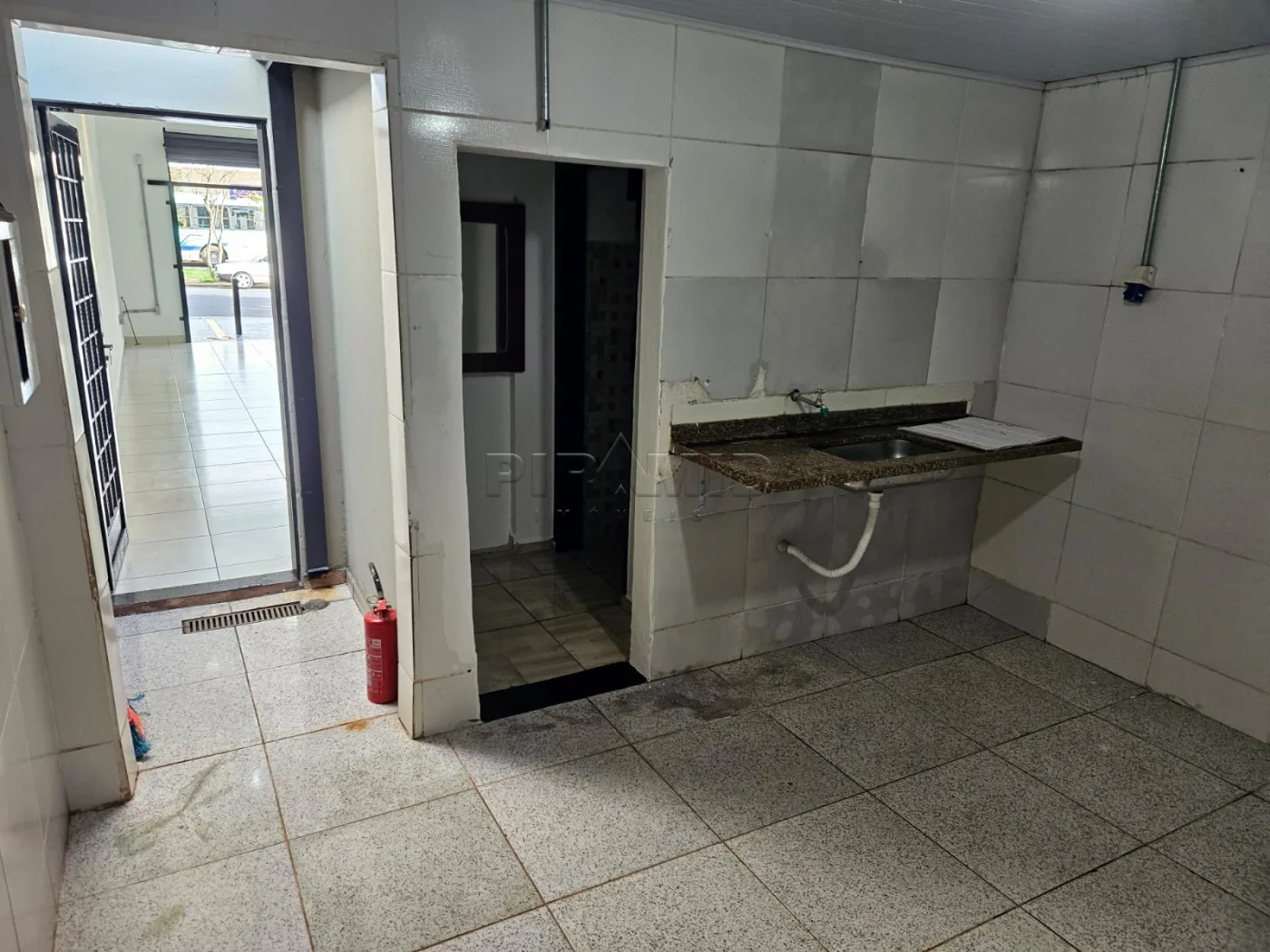 Alugar Comercial / Sal&atilde;o em Ribeir&atilde;o Preto R$ 2.500,00 - Foto 8