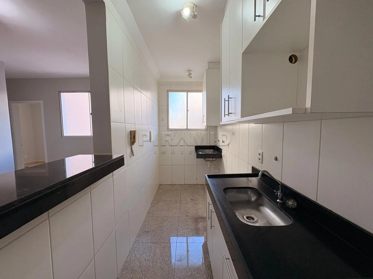 Alugar Apartamento / Padr&atilde;o em Ribeir&atilde;o Preto R$ 1.800,00 - Foto 5