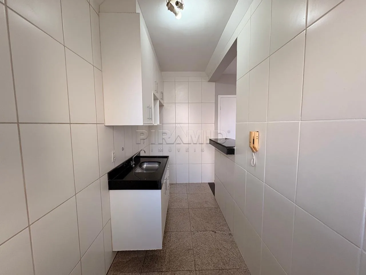 Alugar Apartamento / Padr&atilde;o em Ribeir&atilde;o Preto R$ 1.800,00 - Foto 7