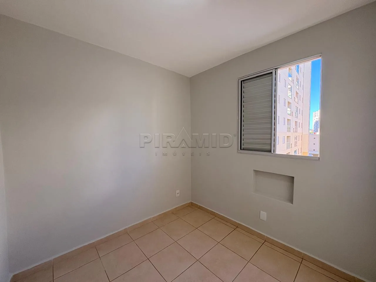 Alugar Apartamento / Padr&atilde;o em Ribeir&atilde;o Preto R$ 1.800,00 - Foto 11
