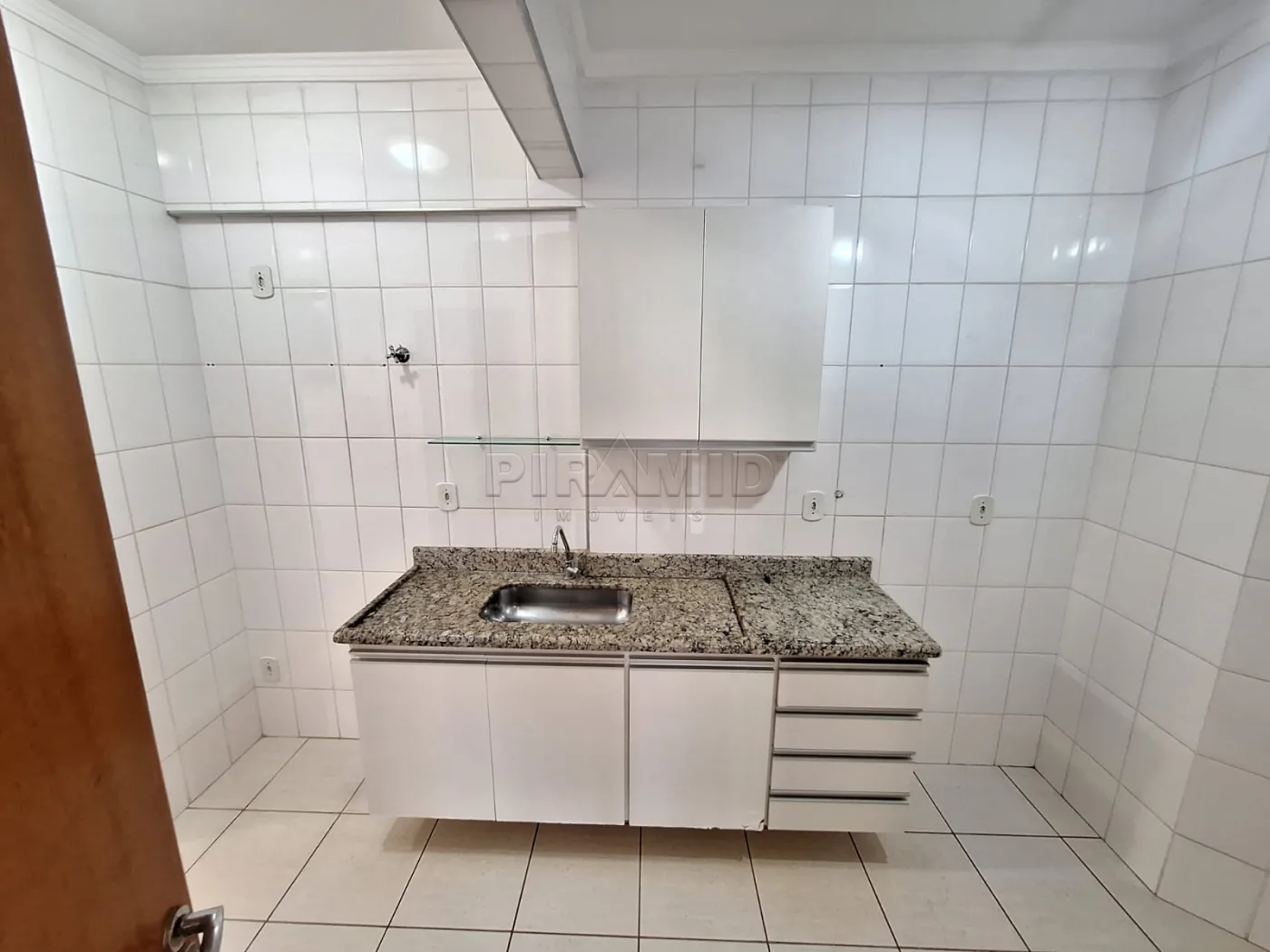 Alugar Apartamento / Padr&atilde;o em Ribeir&atilde;o Preto R$ 3.800,00 - Foto 15