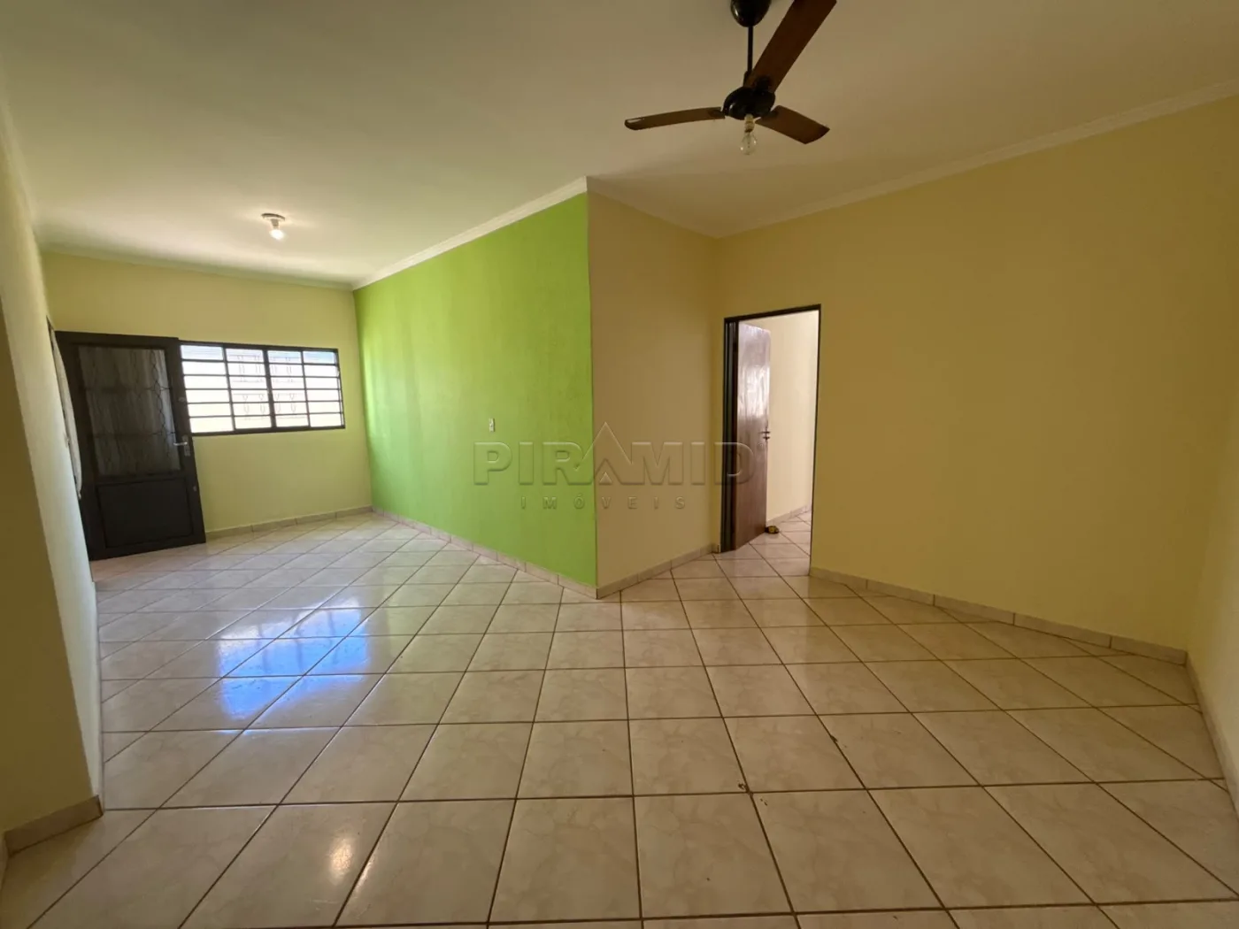 Alugar Casa / Padr&atilde;o em Ribeir&atilde;o Preto R$ 2.800,00 - Foto 4