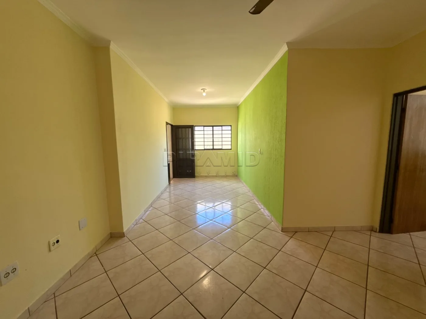 Alugar Casa / Padr&atilde;o em Ribeir&atilde;o Preto R$ 2.800,00 - Foto 5