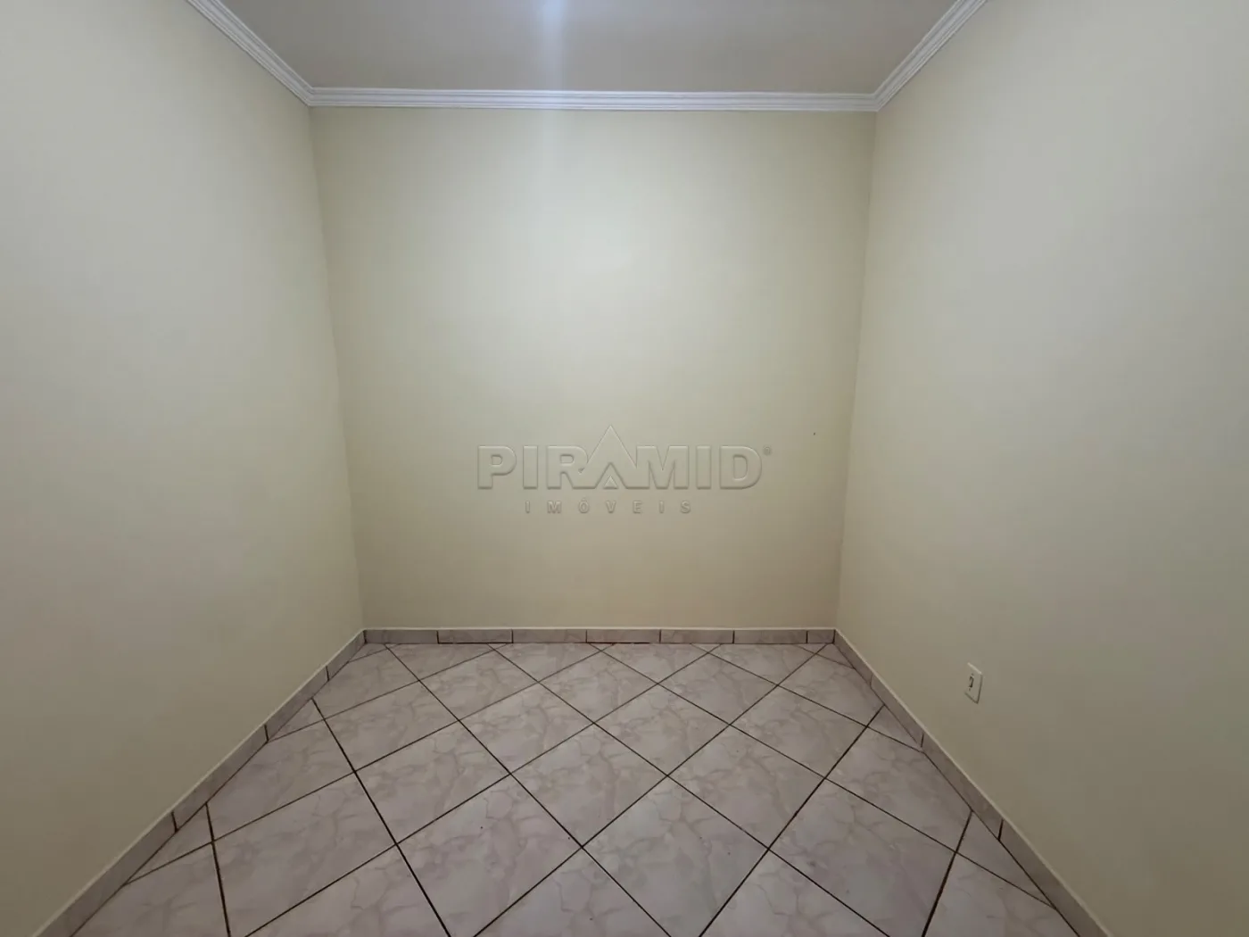 Alugar Casa / Padr&atilde;o em Ribeir&atilde;o Preto R$ 2.800,00 - Foto 14