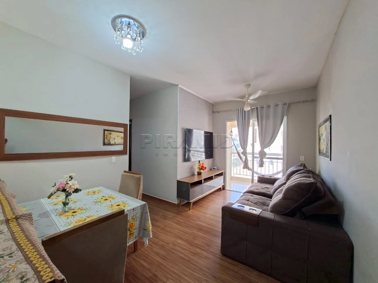 Alugar Apartamento / Padr&atilde;o em Ribeir&atilde;o Preto R$ 990,00 - Foto 1