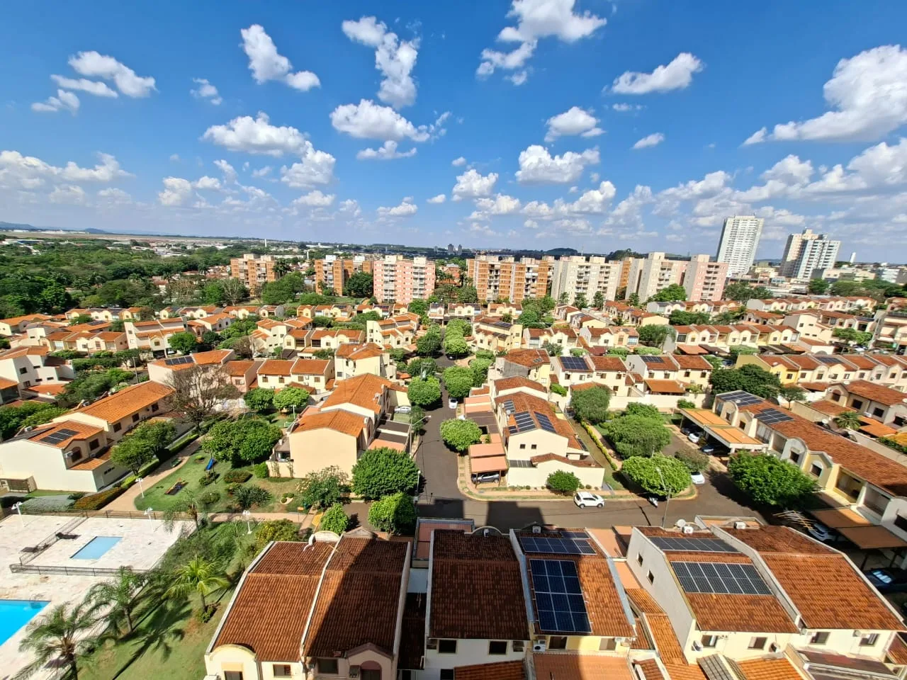 Alugar Apartamento / Padr&atilde;o em Ribeir&atilde;o Preto R$ 990,00 - Foto 27