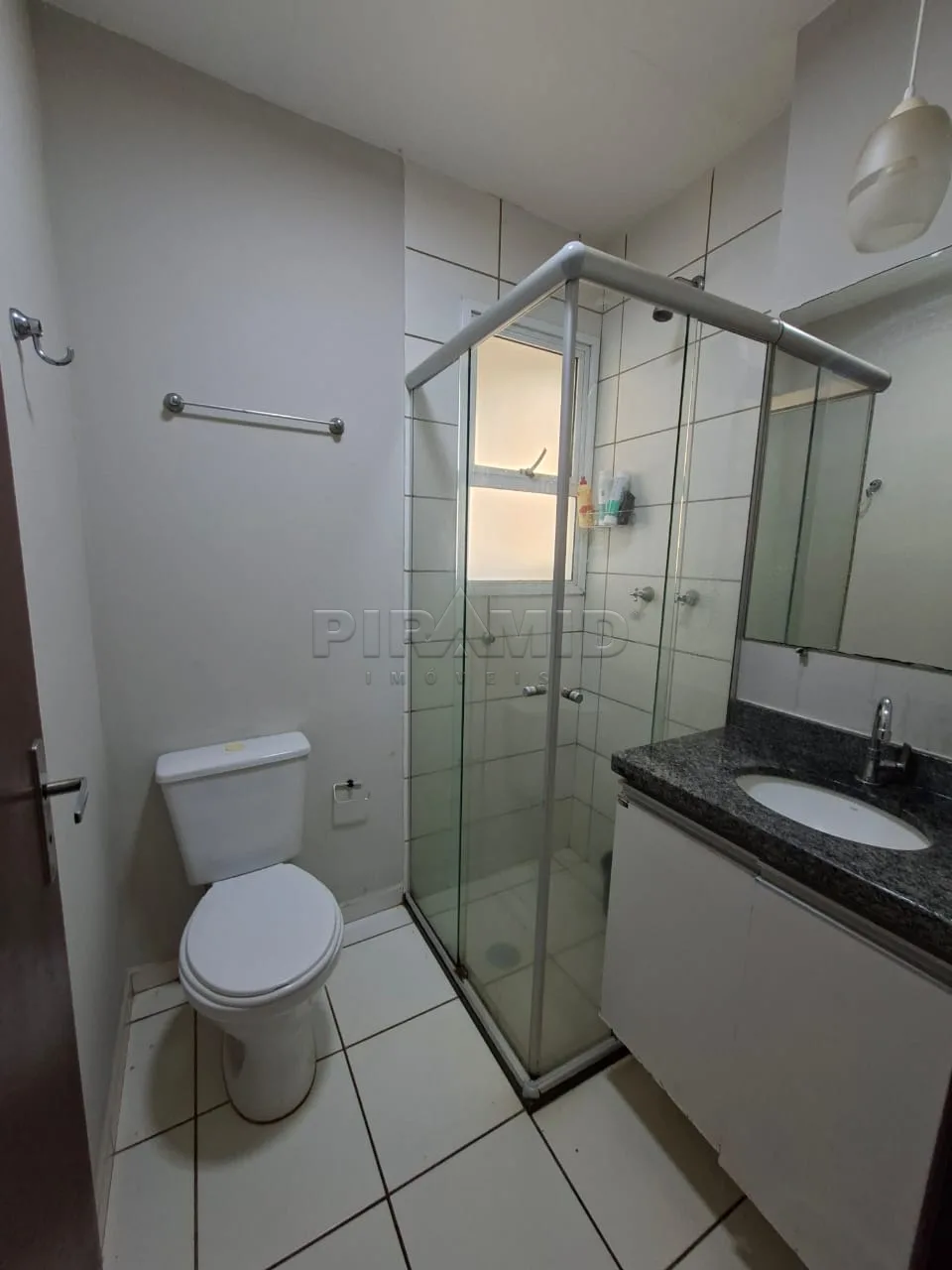 Alugar Apartamento / Padr&atilde;o em Ribeir&atilde;o Preto R$ 990,00 - Foto 13
