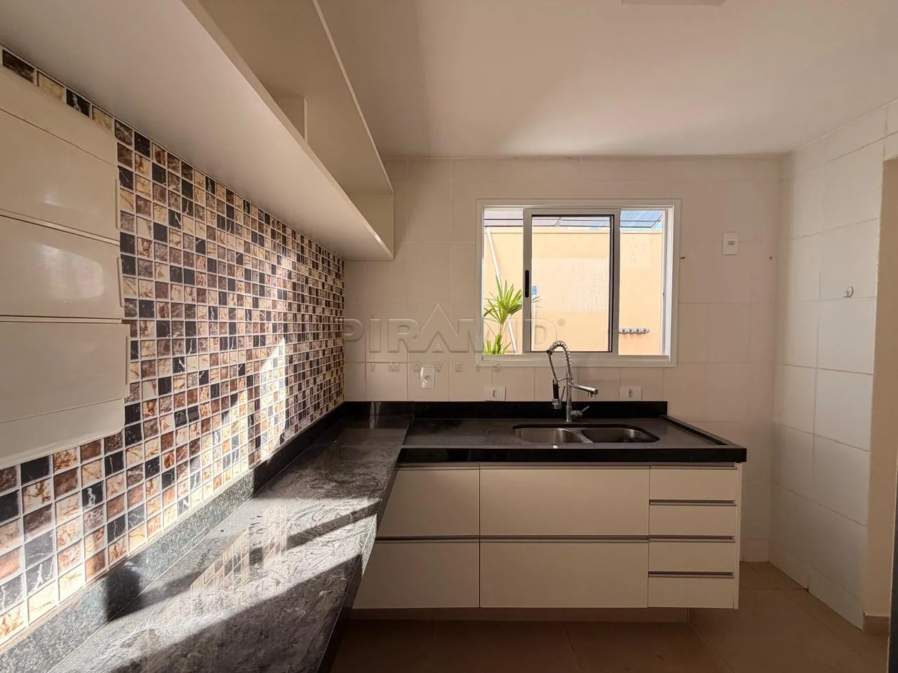 Alugar Casa / Condom&iacute;nio em Ribeir&atilde;o Preto R$ 4.500,00 - Foto 17