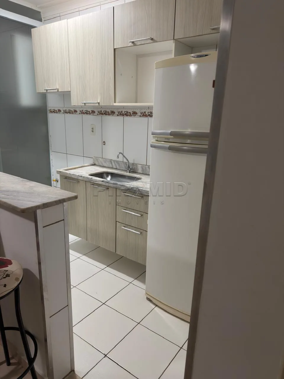 Alugar Apartamento / Padr&atilde;o em Ribeir&atilde;o Preto R$ 850,00 - Foto 11