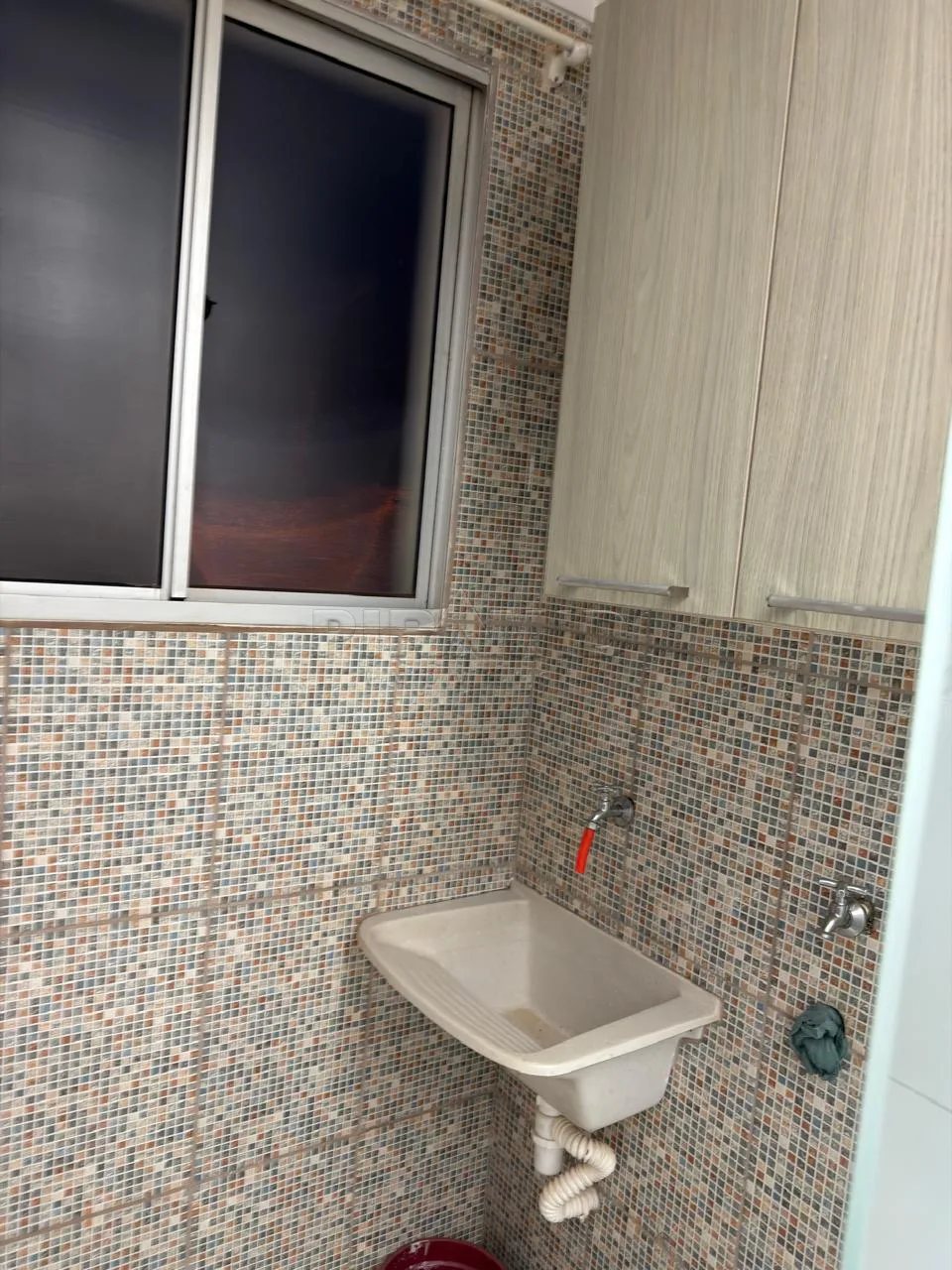 Alugar Apartamento / Padr&atilde;o em Ribeir&atilde;o Preto R$ 850,00 - Foto 14