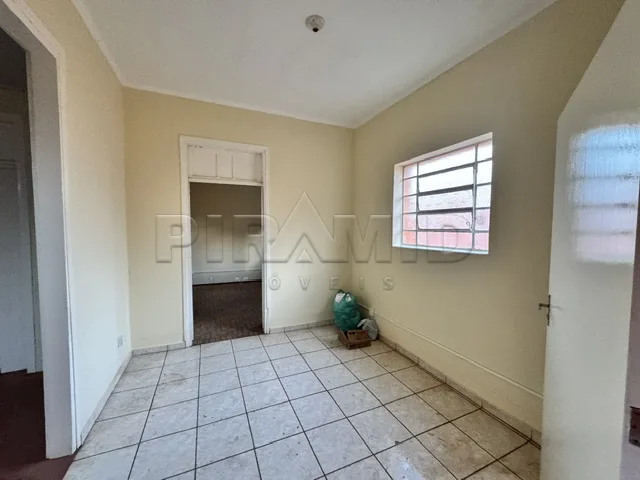 Alugar Casa / Padr&atilde;o em Ribeir&atilde;o Preto R$ 1.000,00 - Foto 2