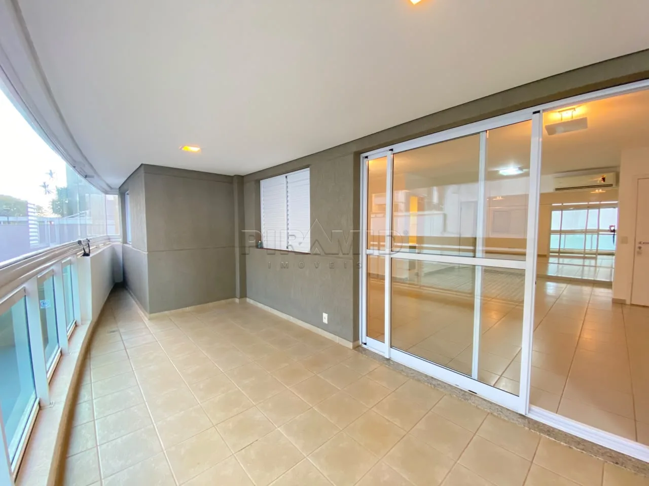 Alugar Apartamento / Padr&atilde;o em Ribeir&atilde;o Preto R$ 3.990,00 - Foto 1