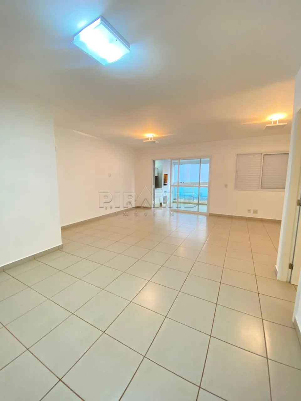 Alugar Apartamento / Padr&atilde;o em Ribeir&atilde;o Preto R$ 3.990,00 - Foto 2