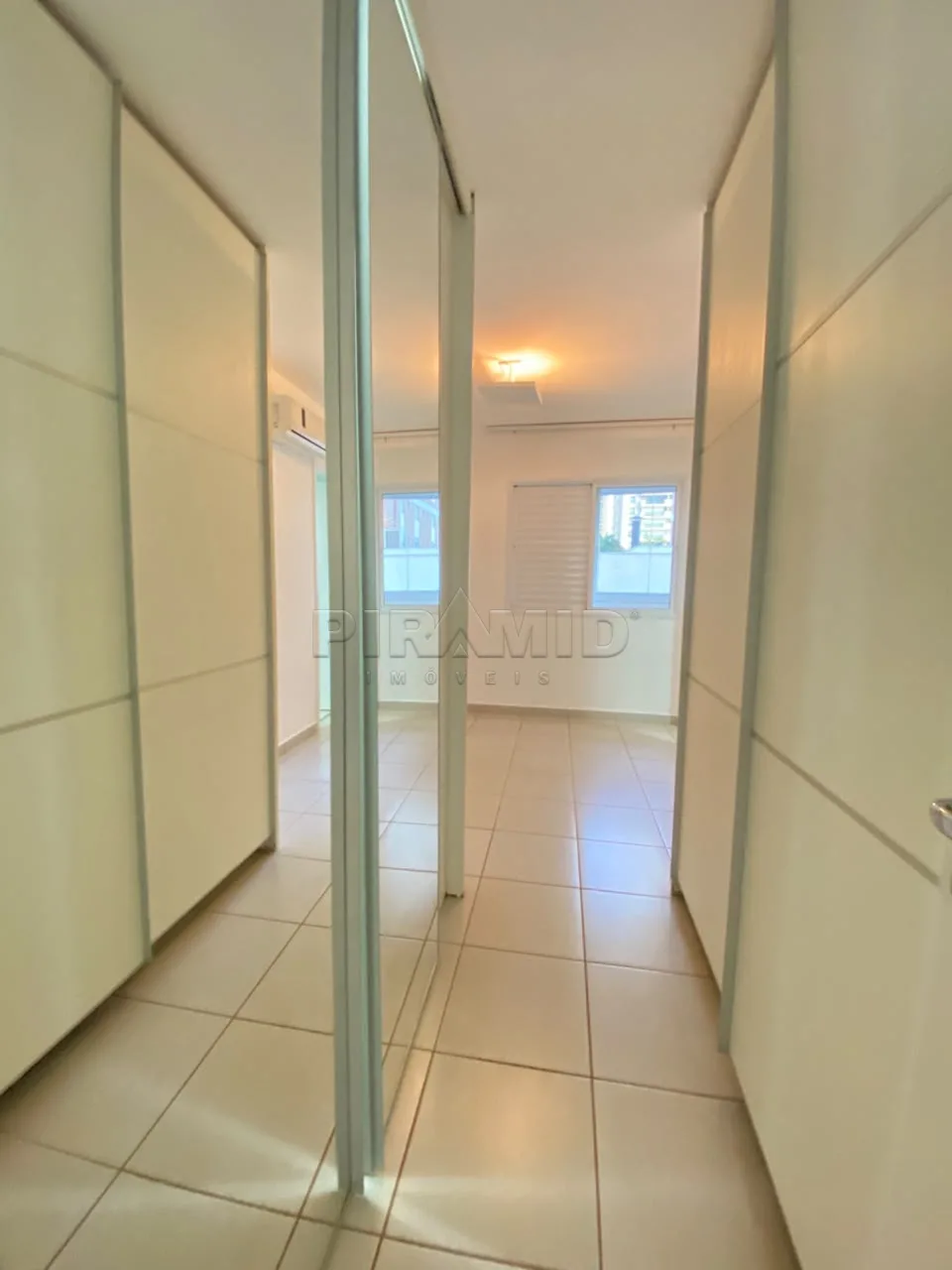 Alugar Apartamento / Padr&atilde;o em Ribeir&atilde;o Preto R$ 3.990,00 - Foto 17