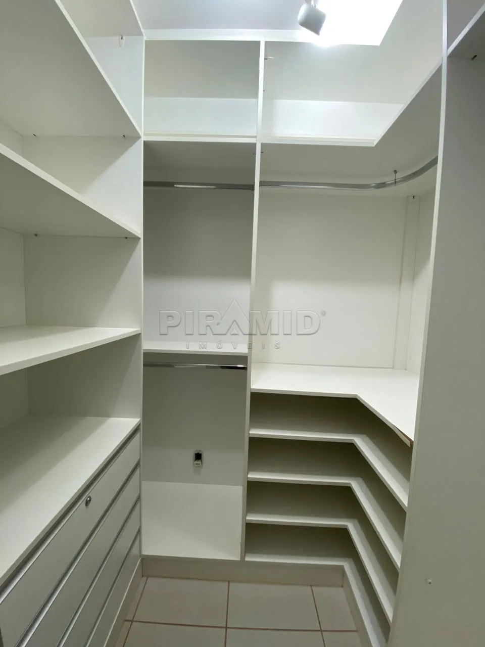 Alugar Apartamento / Padr&atilde;o em Ribeir&atilde;o Preto R$ 3.990,00 - Foto 23