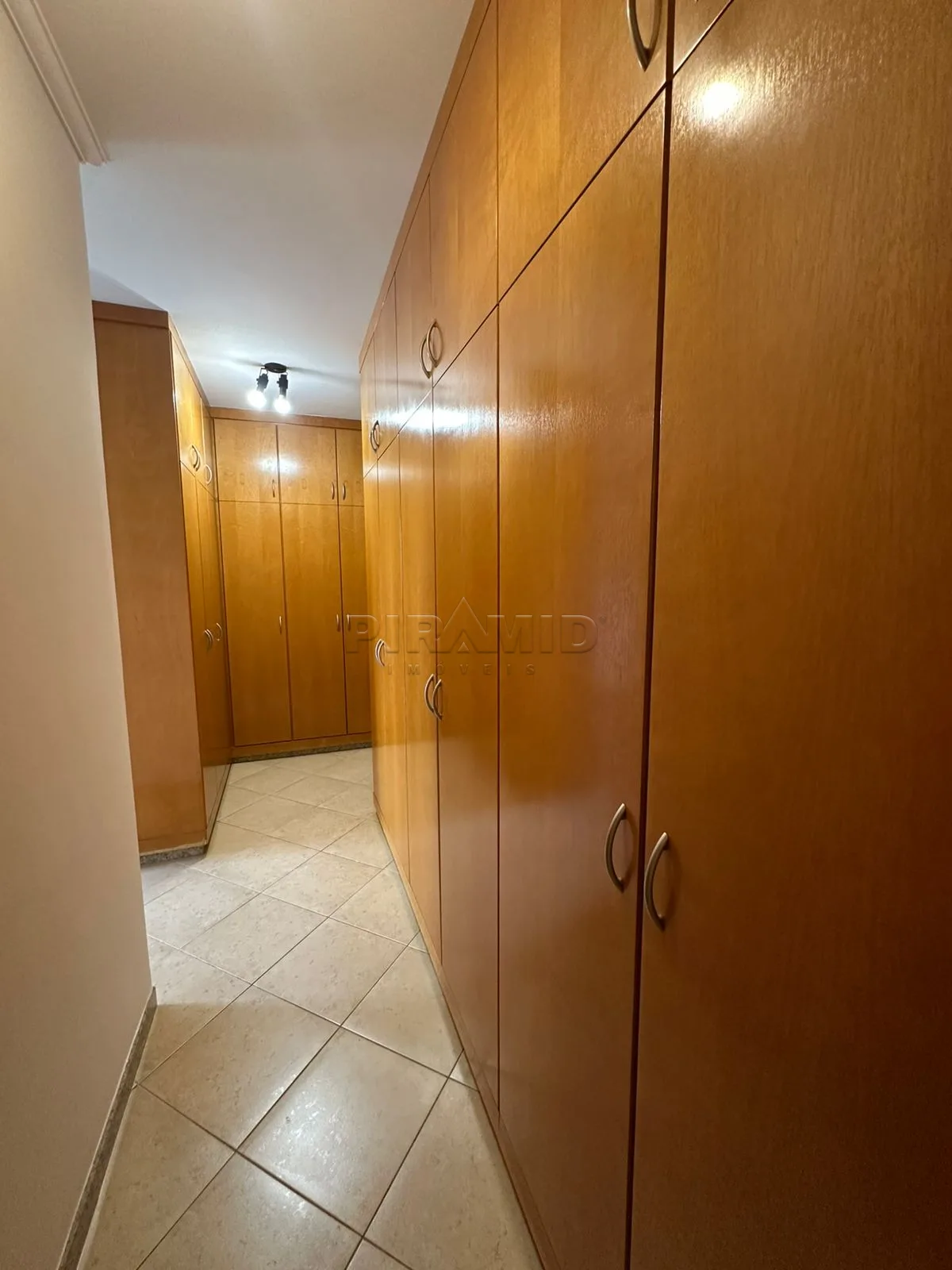 Alugar Apartamento / Padr&atilde;o em Ribeir&atilde;o Preto R$ 3.300,00 - Foto 11