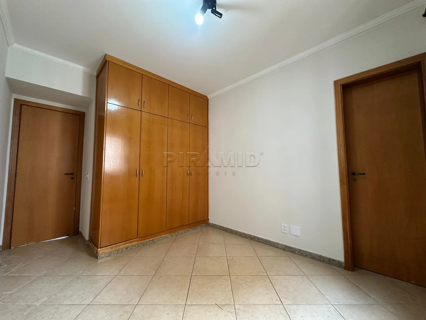 Alugar Apartamento / Padr&atilde;o em Ribeir&atilde;o Preto R$ 3.300,00 - Foto 15