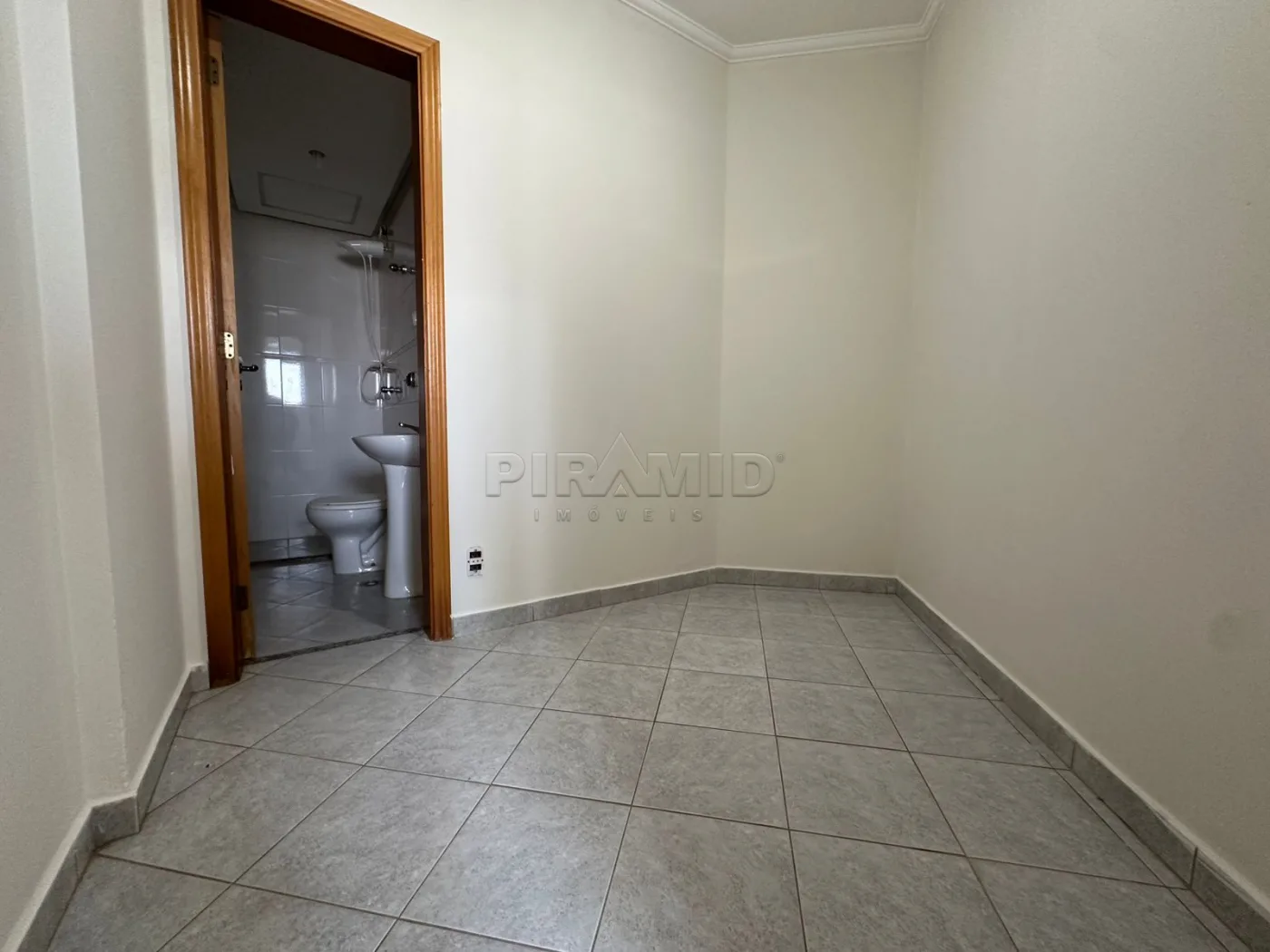 Alugar Apartamento / Padr&atilde;o em Ribeir&atilde;o Preto R$ 3.300,00 - Foto 25