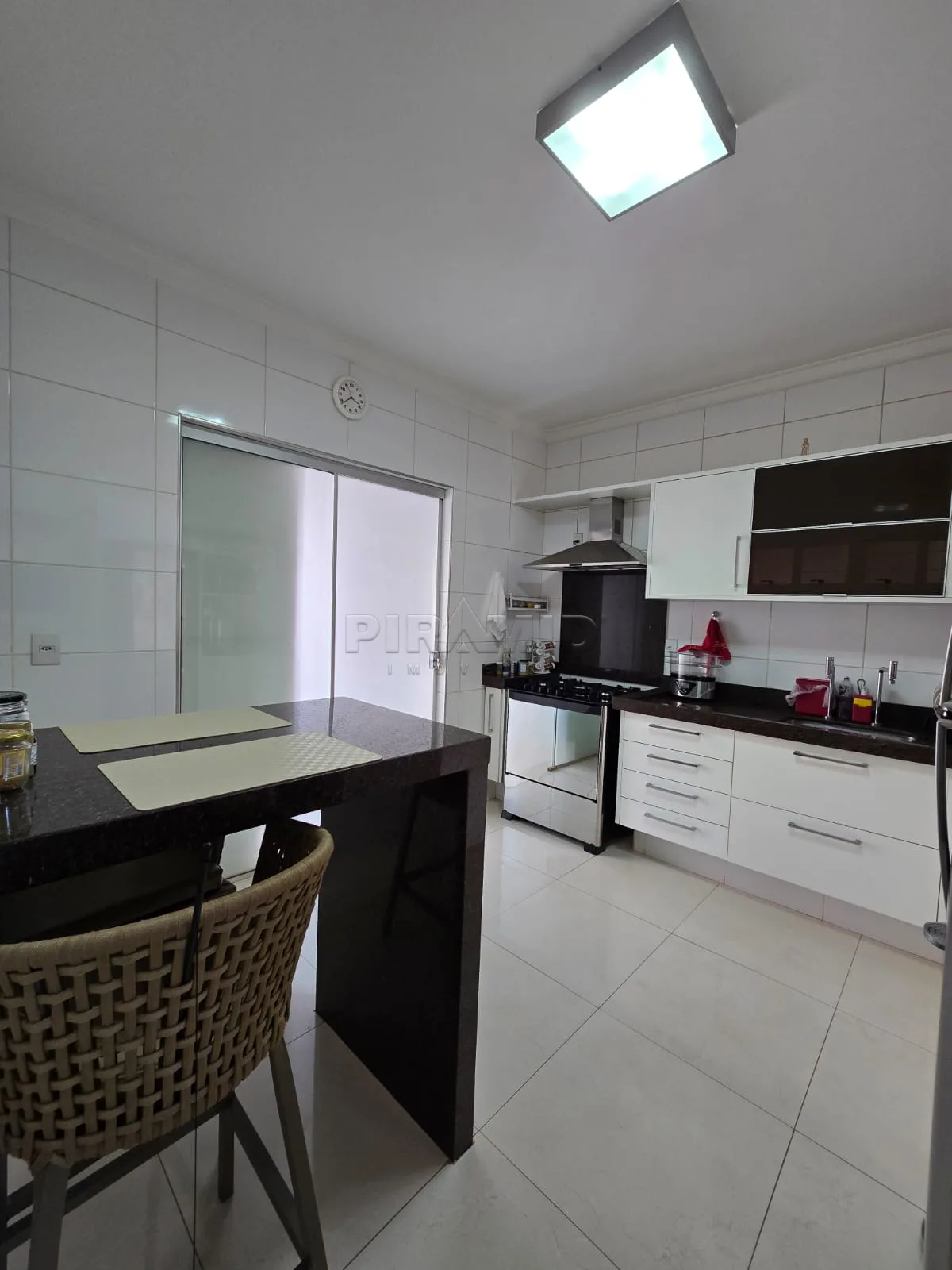 Comprar Casa / Padr&atilde;o em Ribeir&atilde;o Preto R$ 1.090.000,00 - Foto 6