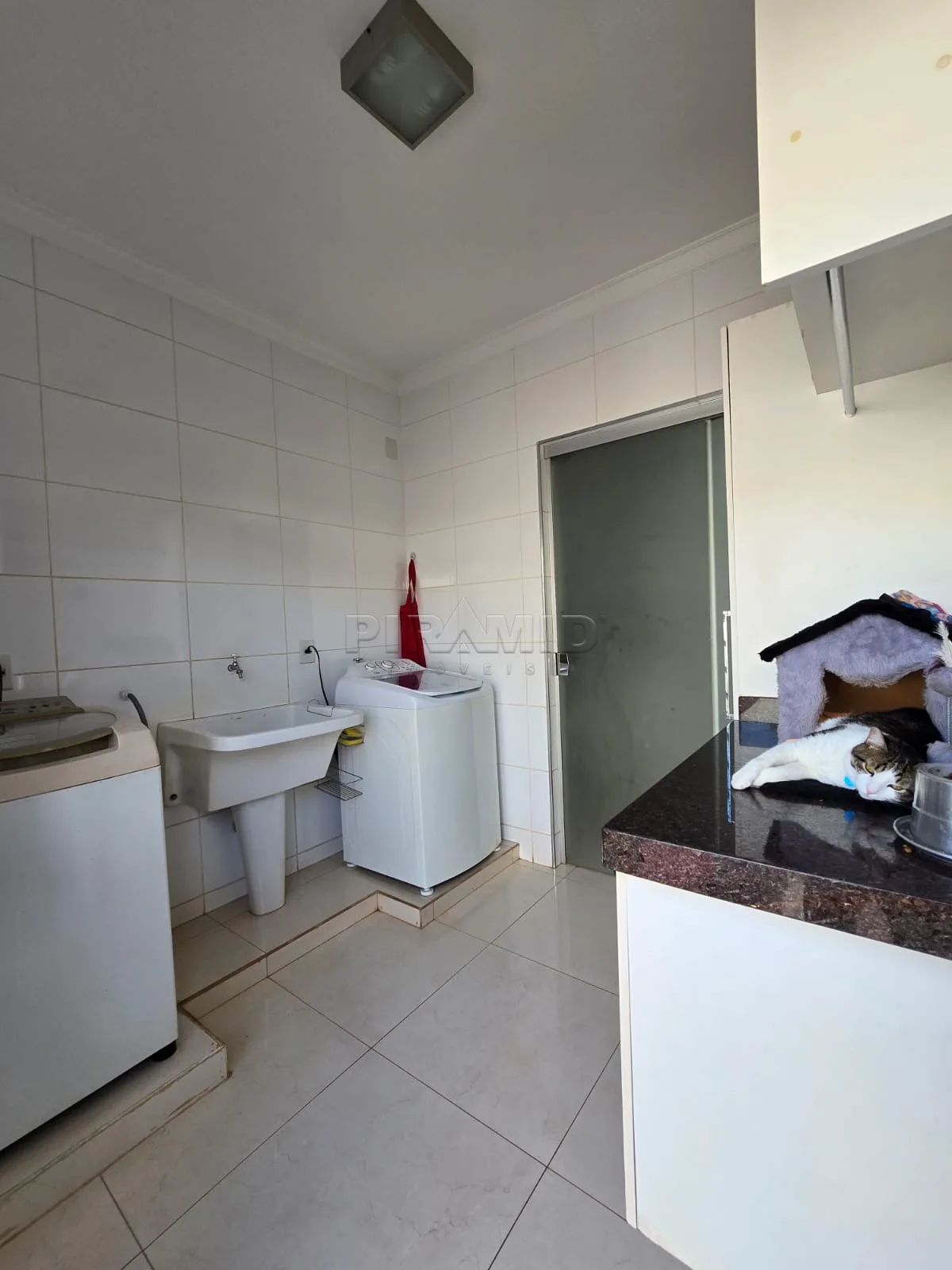 Comprar Casa / Padr&atilde;o em Ribeir&atilde;o Preto R$ 1.090.000,00 - Foto 8