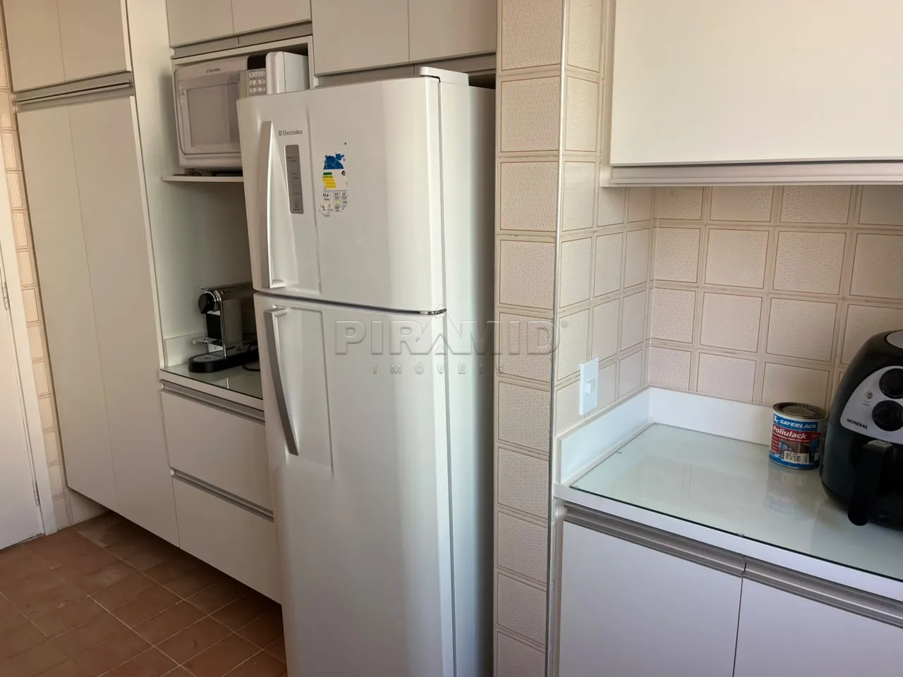 Alugar Apartamento / Padr&atilde;o em Ribeir&atilde;o Preto R$ 750,00 - Foto 5