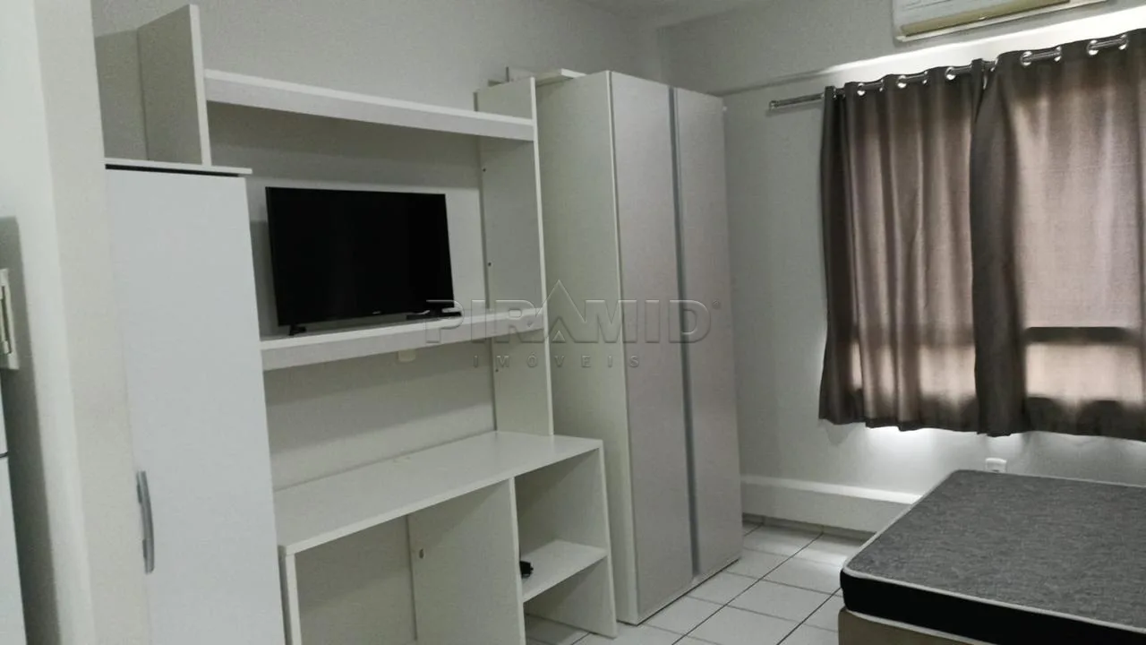 Alugar Apartamento / Kitchnet em Ribeir&atilde;o Preto R$ 1.600,00 - Foto 2