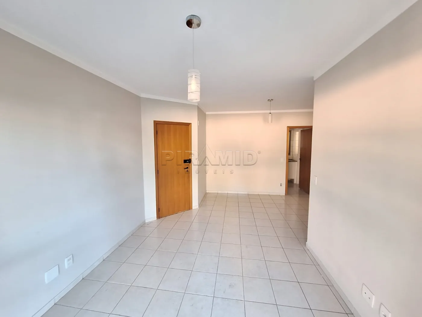 Alugar Apartamento / Padr&atilde;o em Ribeir&atilde;o Preto R$ 2.000,00 - Foto 2