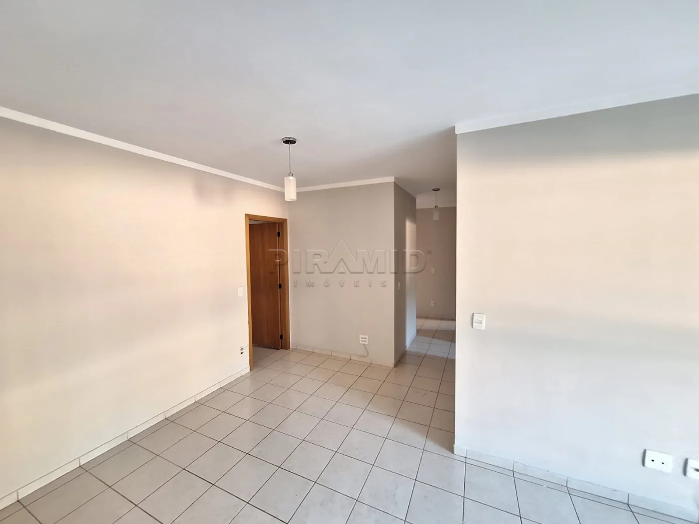 Alugar Apartamento / Padr&atilde;o em Ribeir&atilde;o Preto R$ 2.000,00 - Foto 3